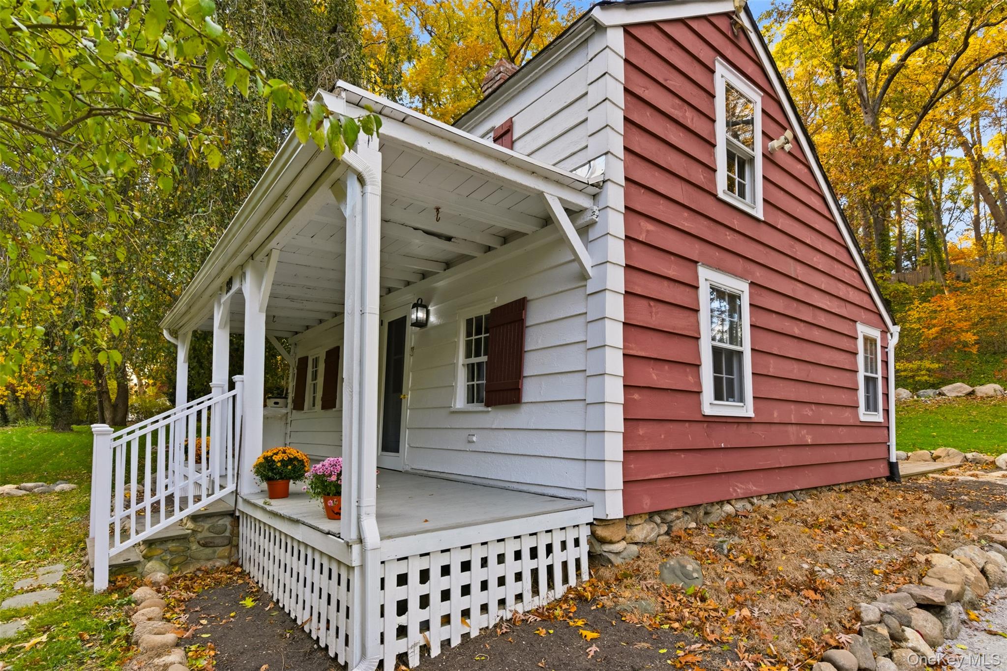 289 E Main Street, Centerport, NY 11721