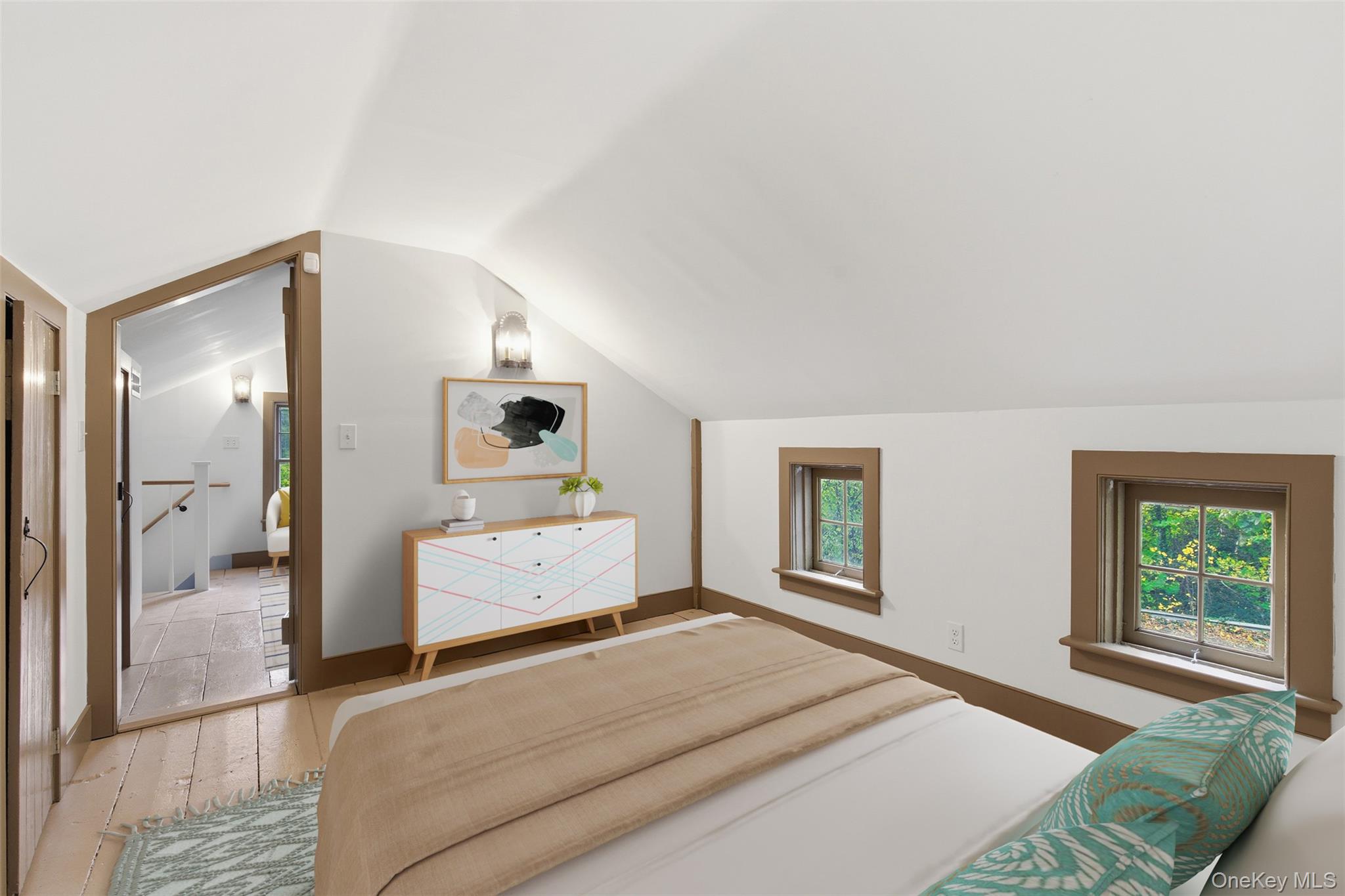 289 E Main Street, Centerport, NY 11721