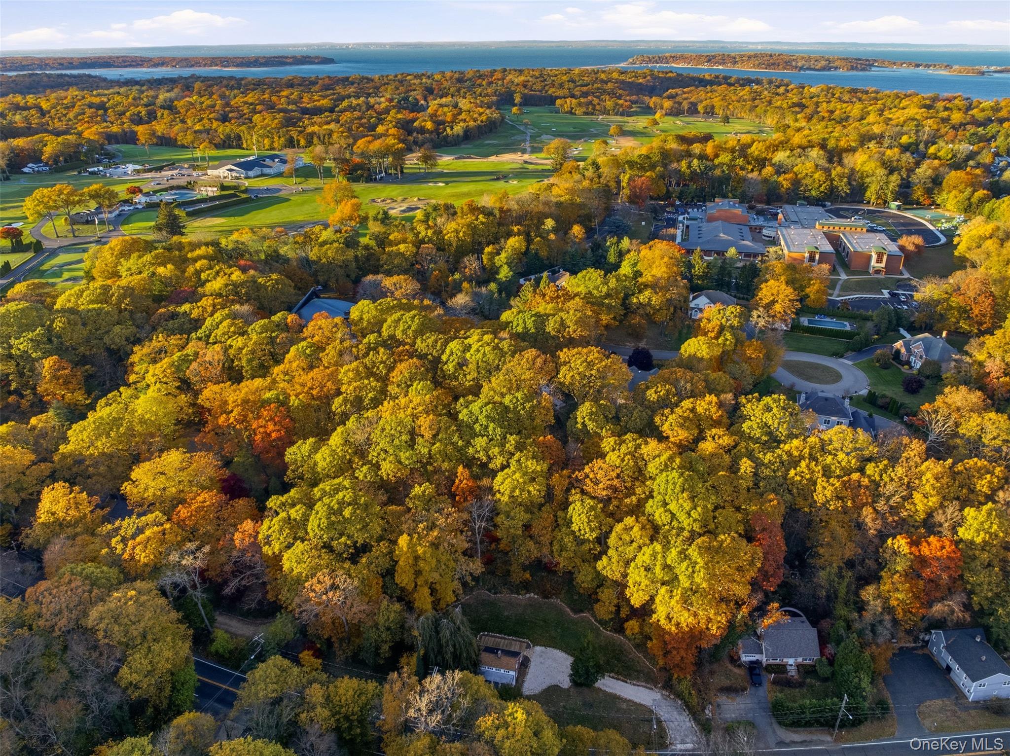 289 E Main Street, Centerport, NY 11721