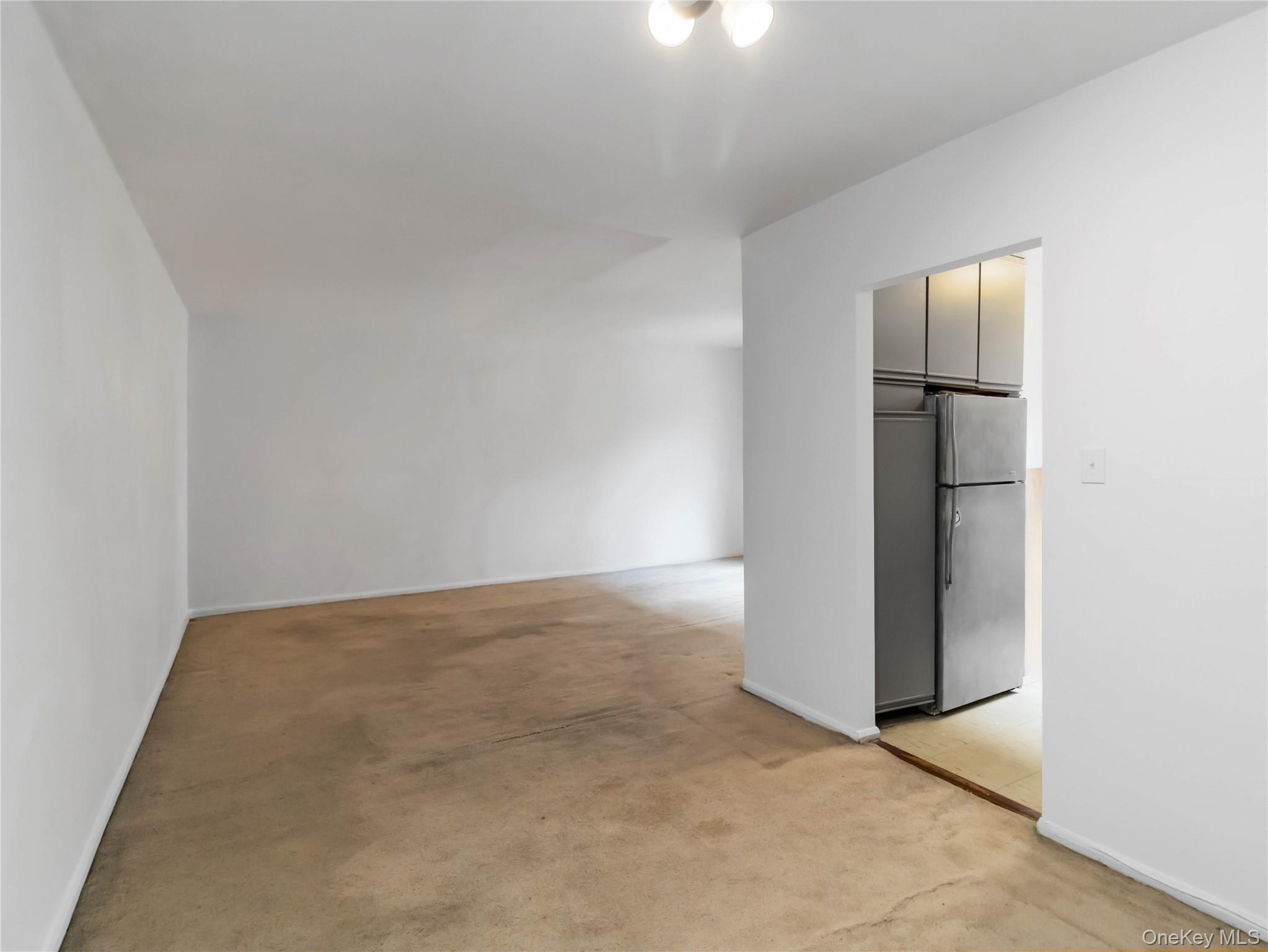 90-10 32nd Avenue # 305, East Elmhurst, NY 11369