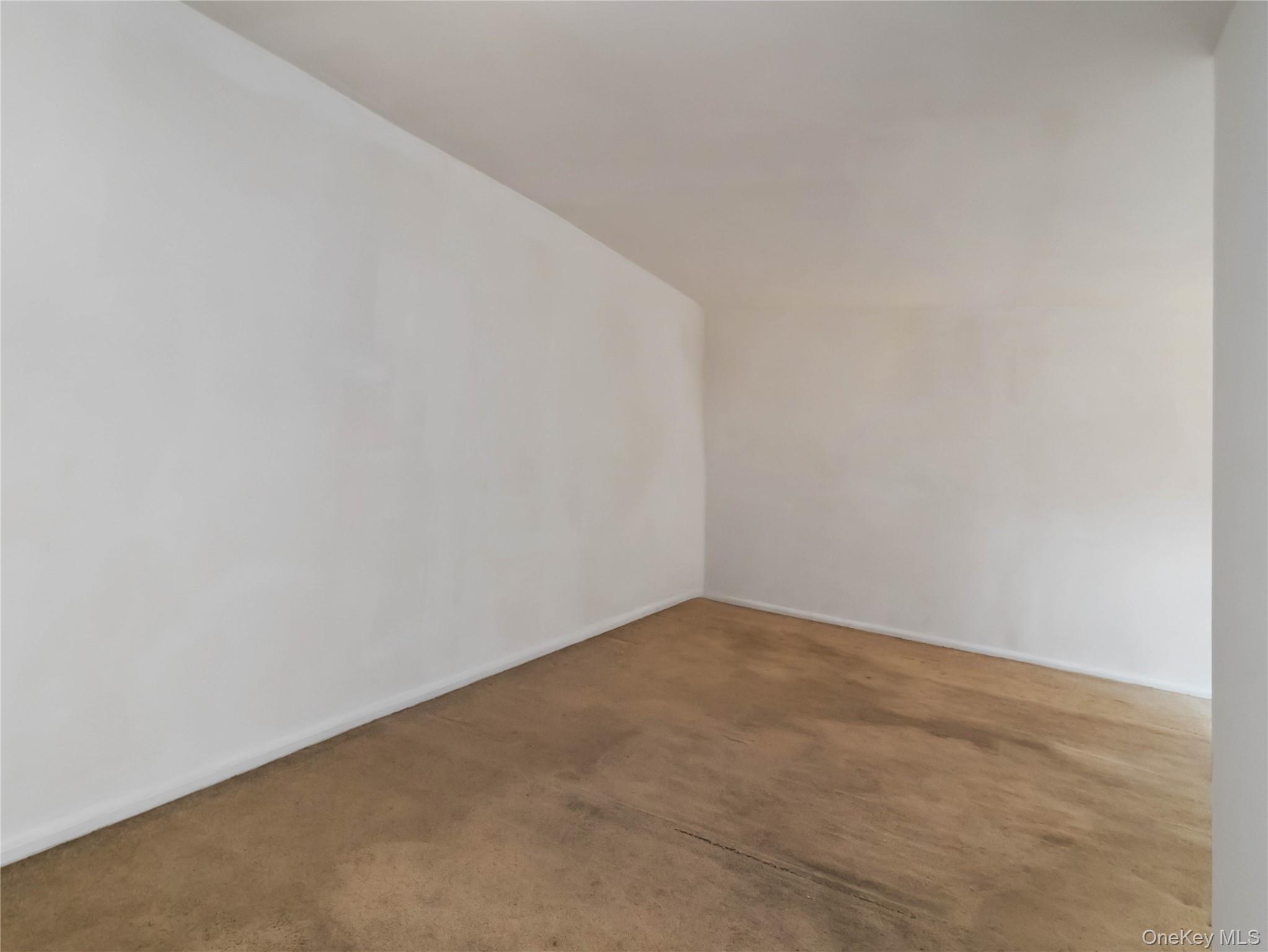 90-10 32nd Avenue # 305, East Elmhurst, NY 11369