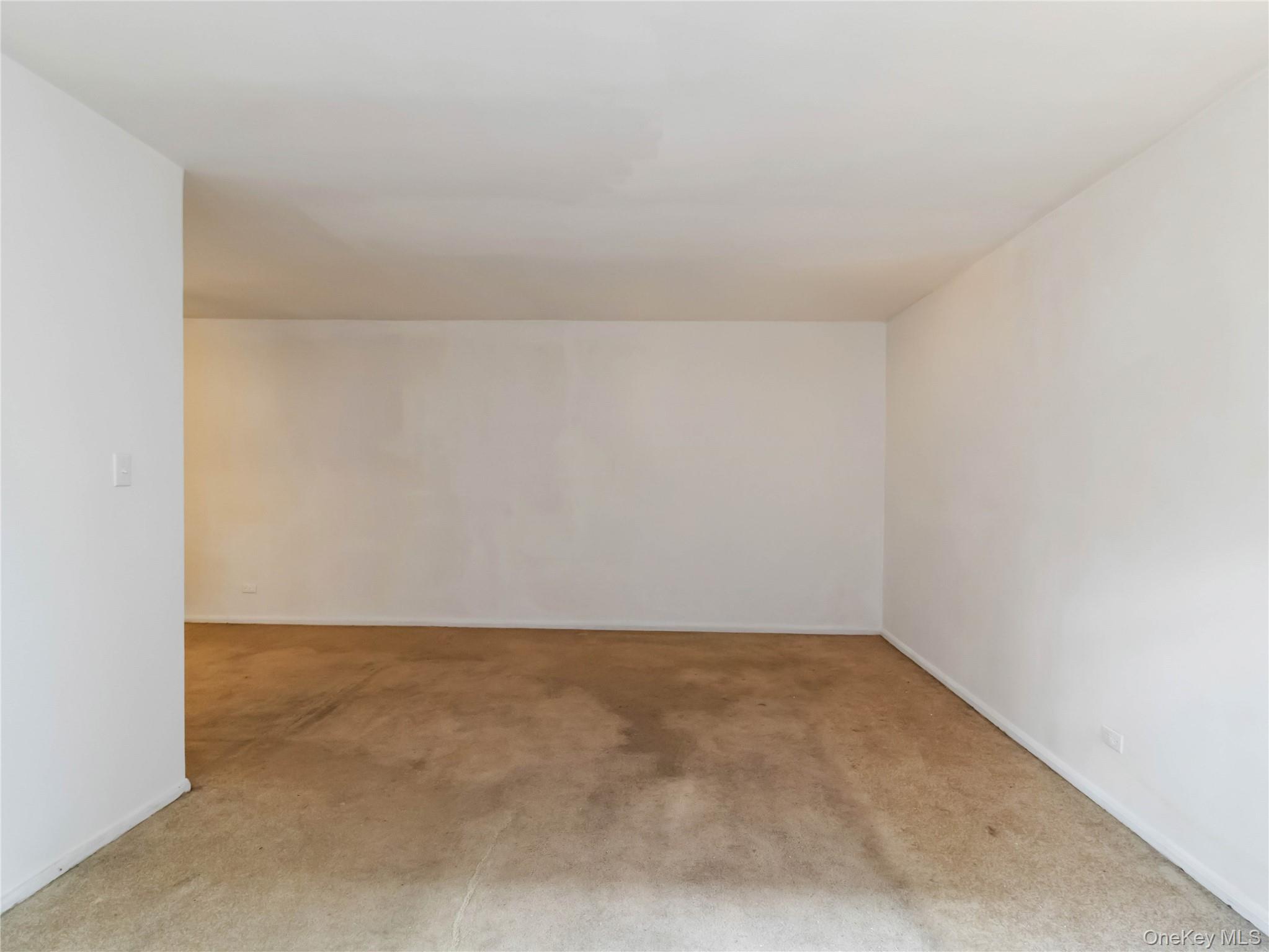 90-10 32nd Avenue # 305, East Elmhurst, NY 11369