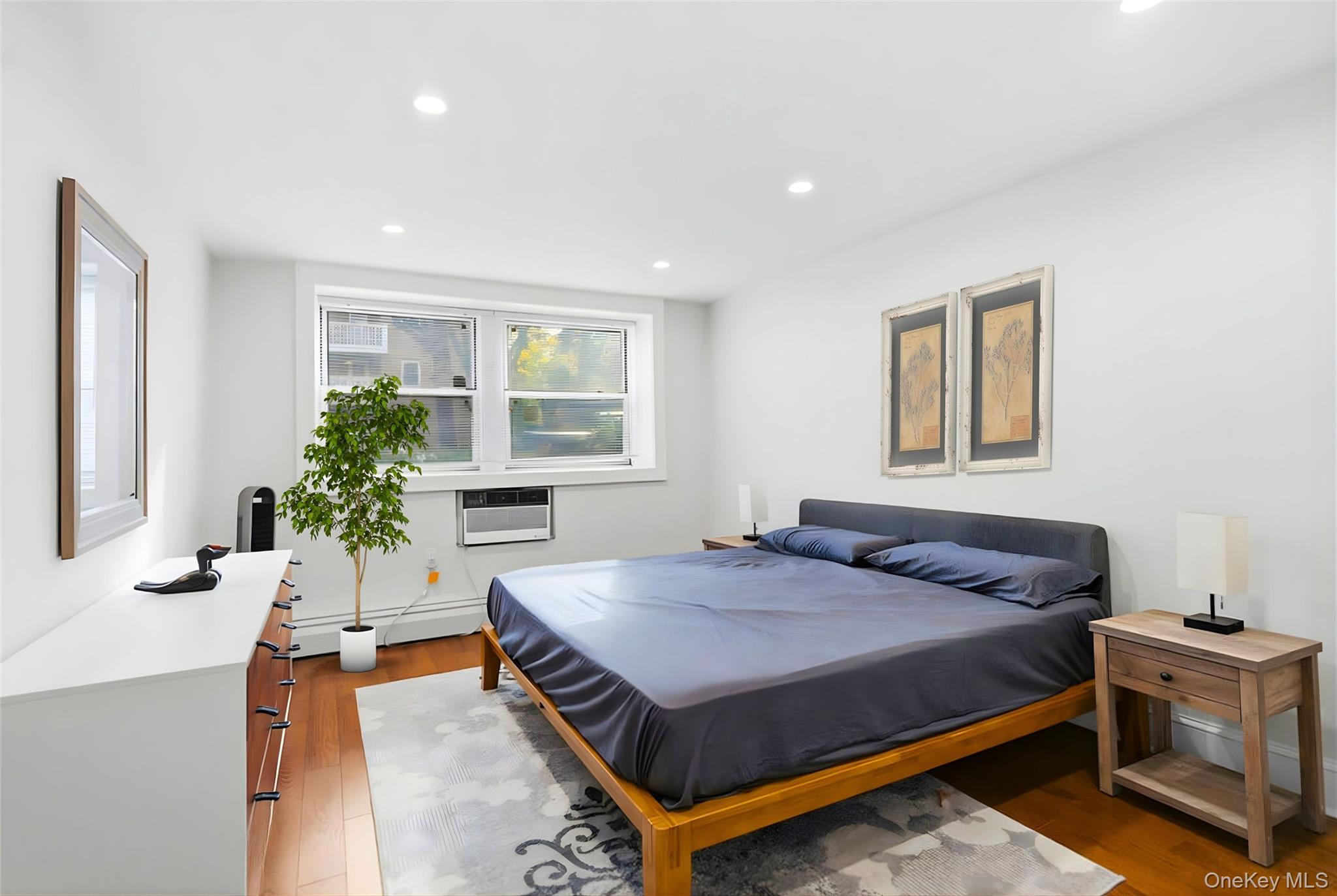 45 Hill Park Avenue # PR2, Great Neck, NY 11021