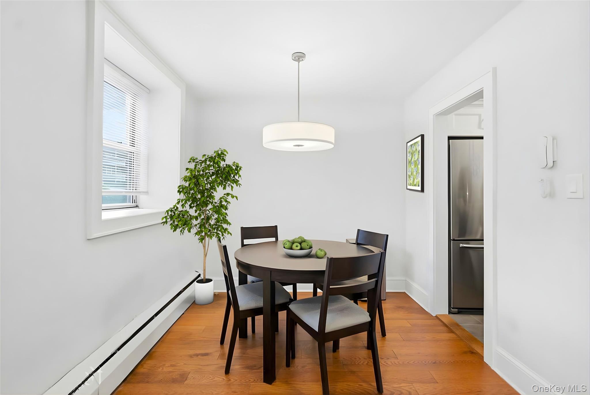 45 Hill Park Avenue # PR2, Great Neck, NY 11021