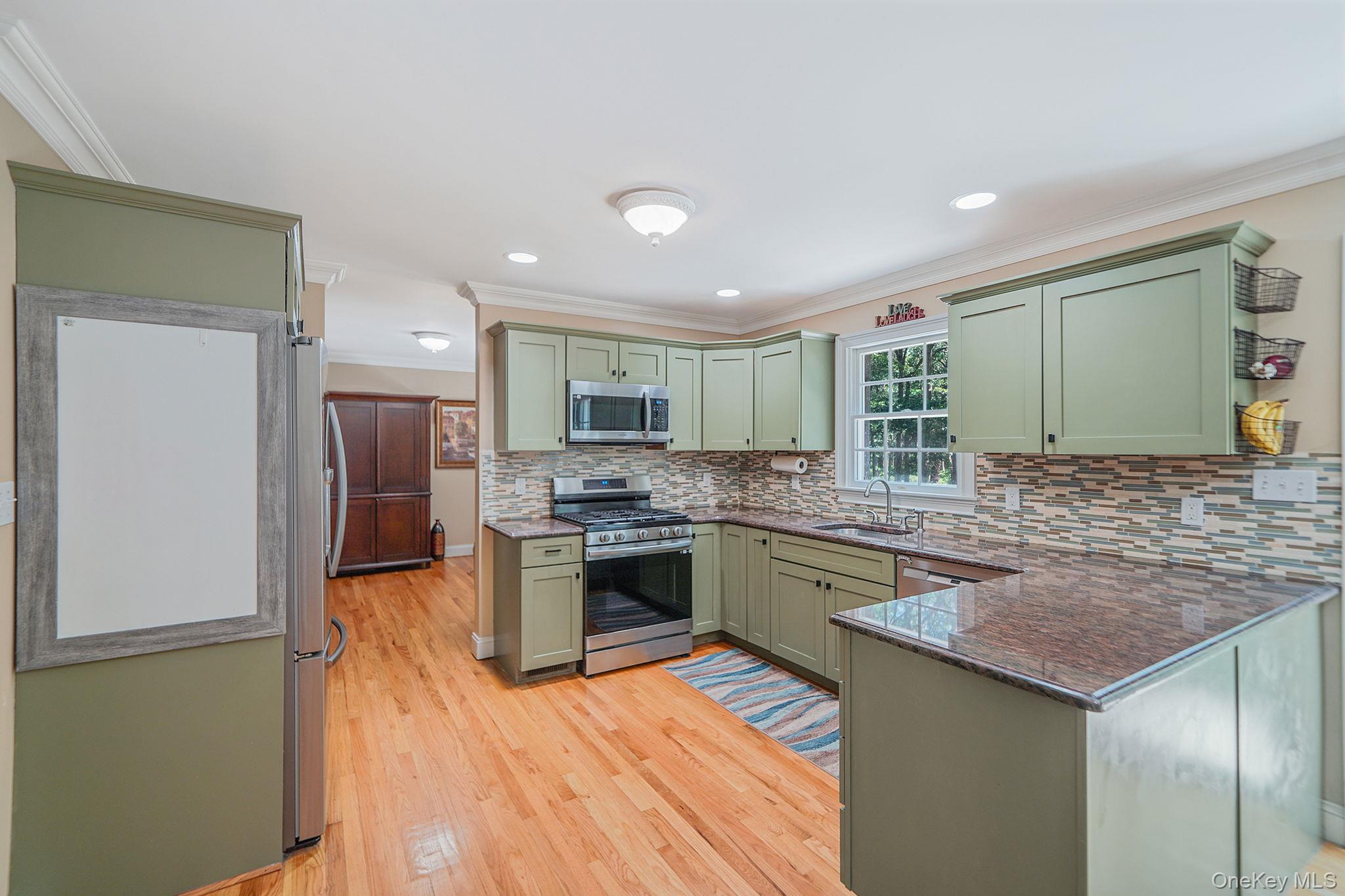 1430 Wading River Manor Road, Wading River, NY 11792