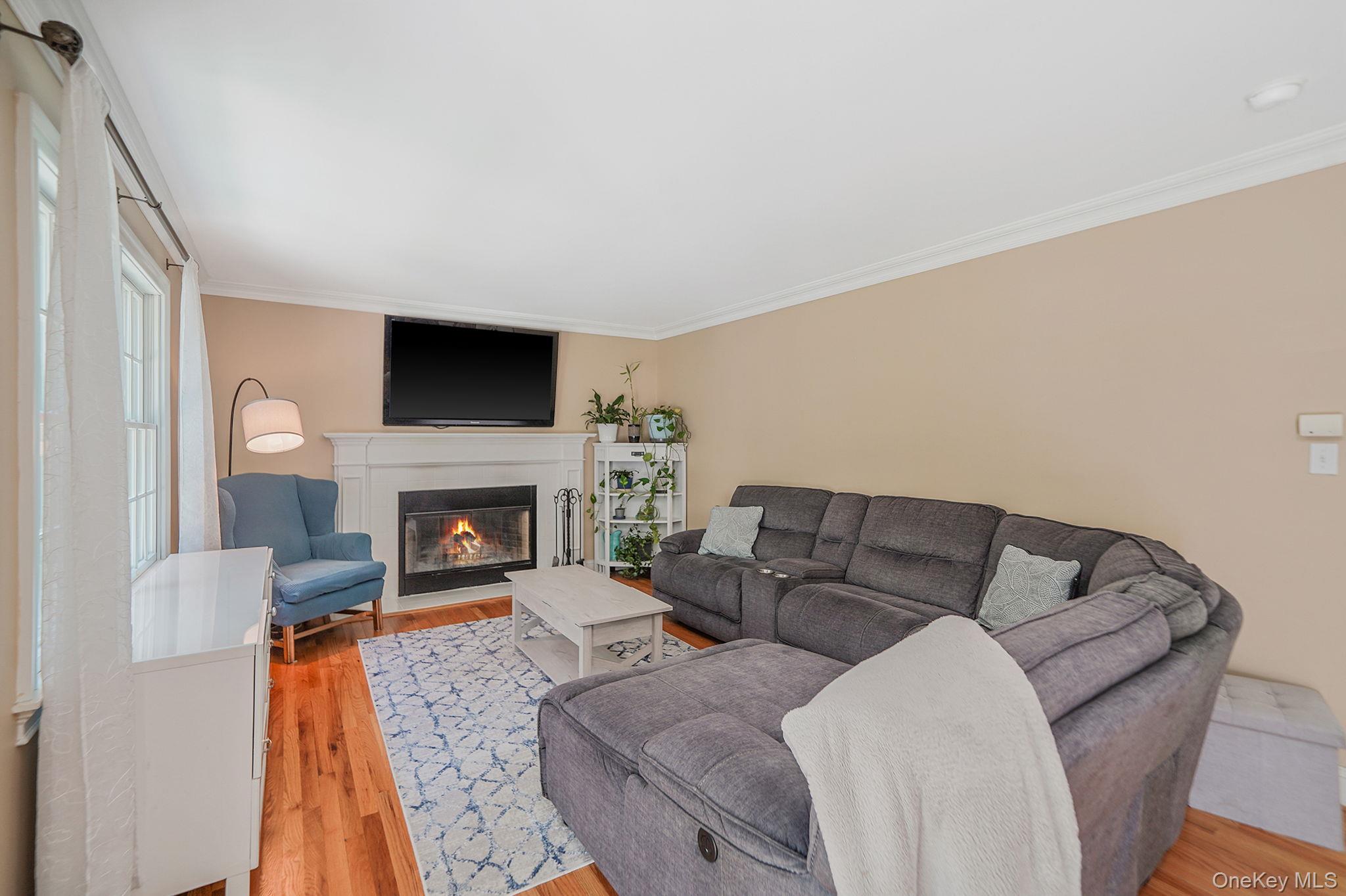 1430 Wading River Manor Road, Wading River, NY 11792