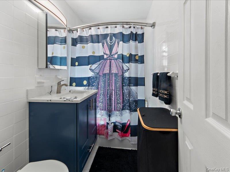 1910 S Pelham Parkway S # 3G, Bronx, NY 10461