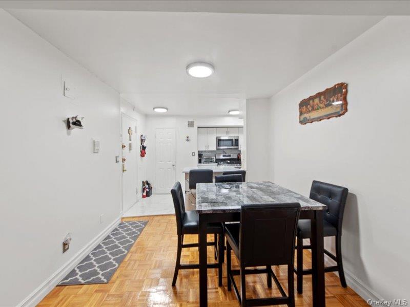 1910 S Pelham Parkway S # 3G, Bronx, NY 10461