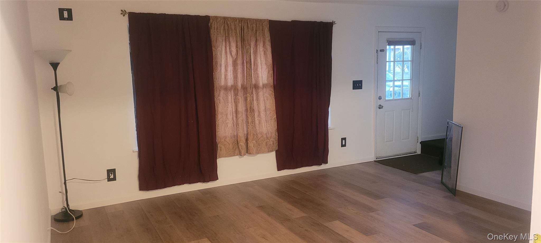 2 Williamsburg Court # C, Ridge, NY 11961