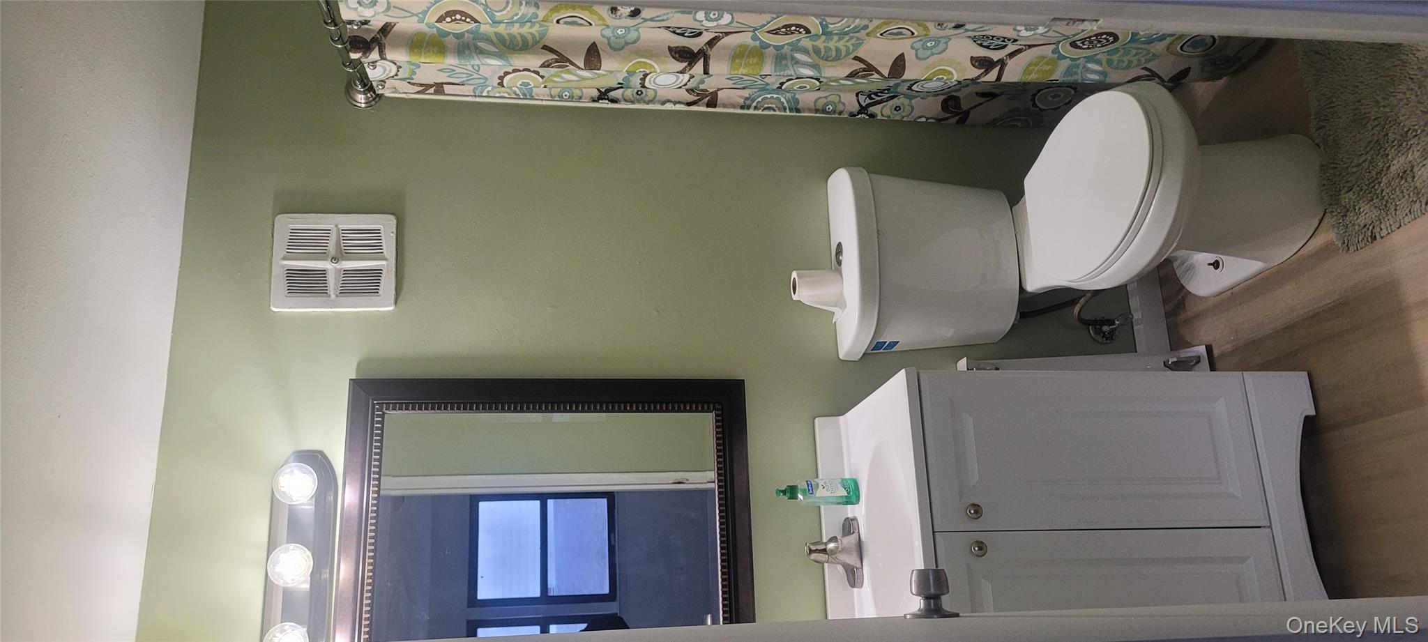 2 Williamsburg Court # C, Ridge, NY 11961