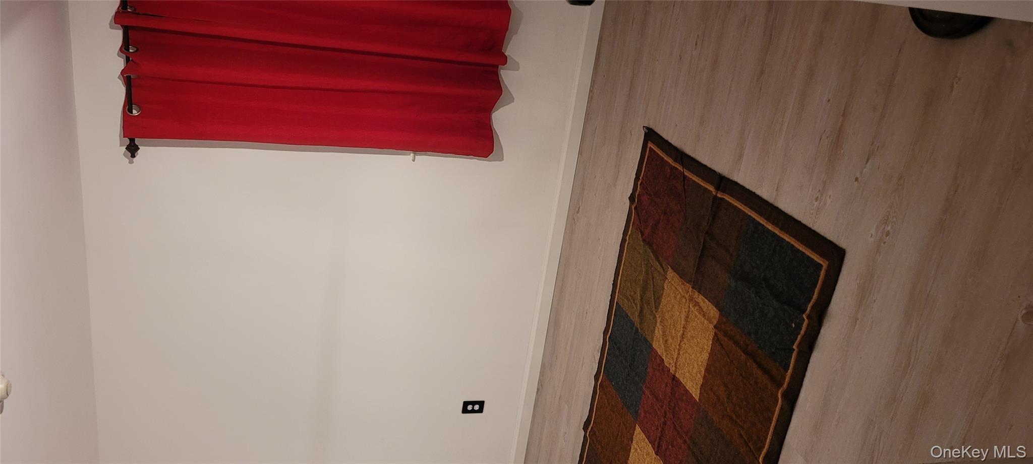 2 Williamsburg Court # C, Ridge, NY 11961