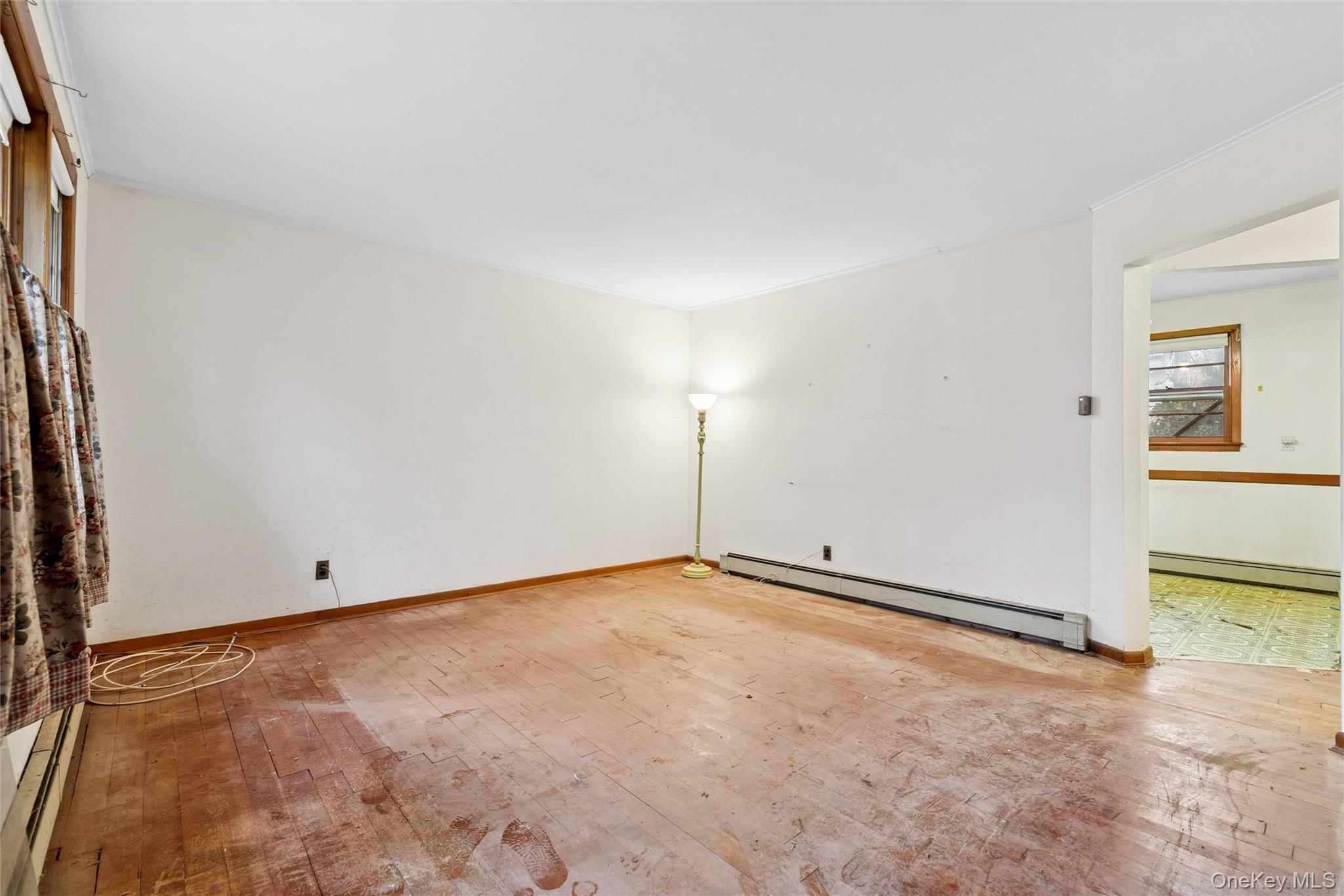 4 Windus Drive, Shirley, NY 11967