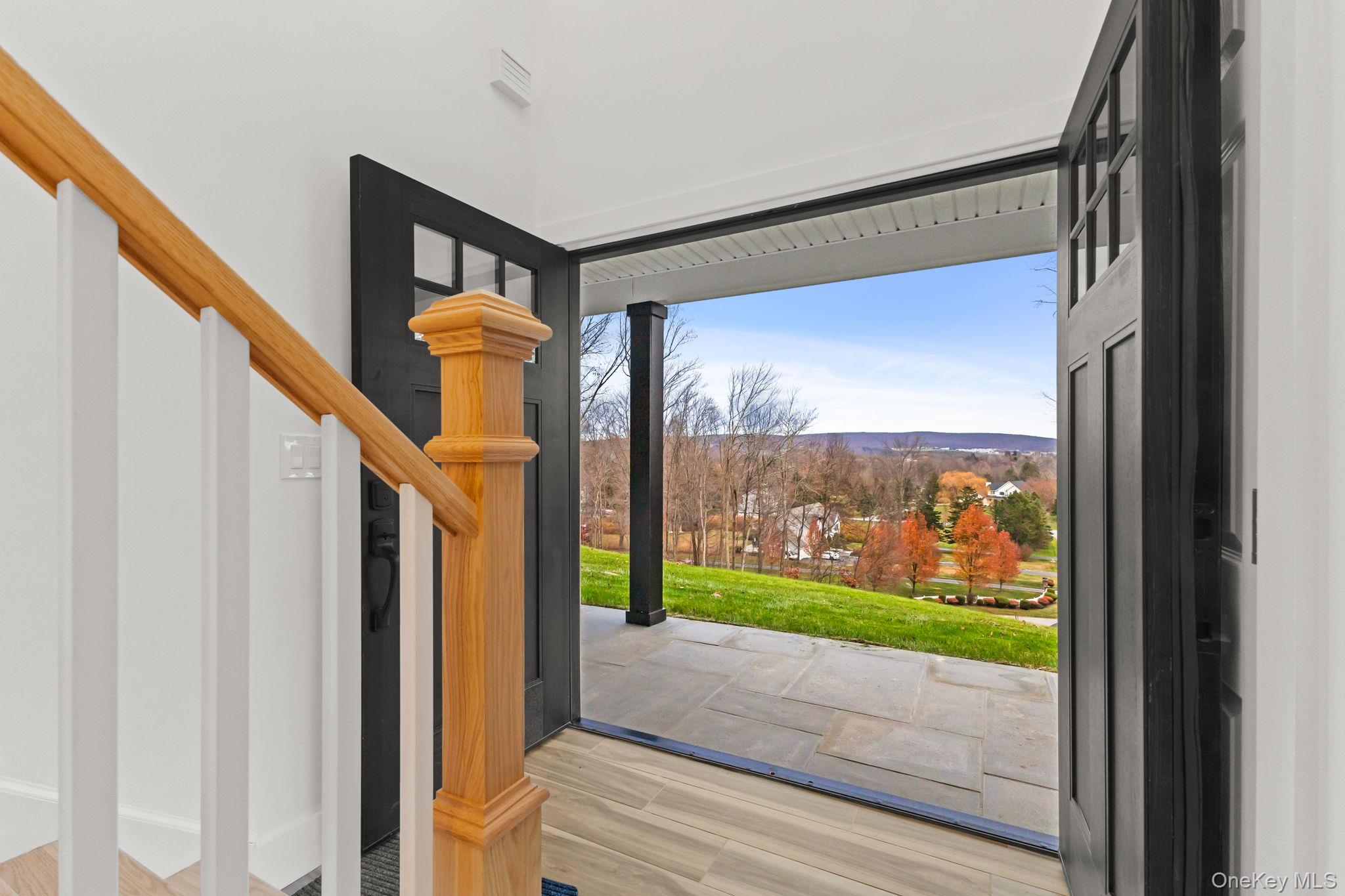 14 Foxwood Terrace E, Patterson, NY 12563