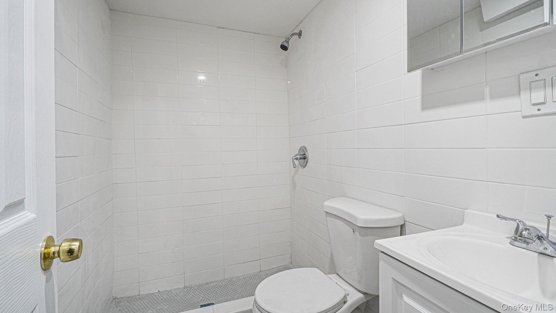 5618 Sylvan Avenue, Bronx, NY 10471