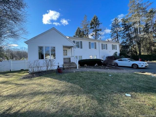 22 Emerald Lane, South Huntington, NY 11746