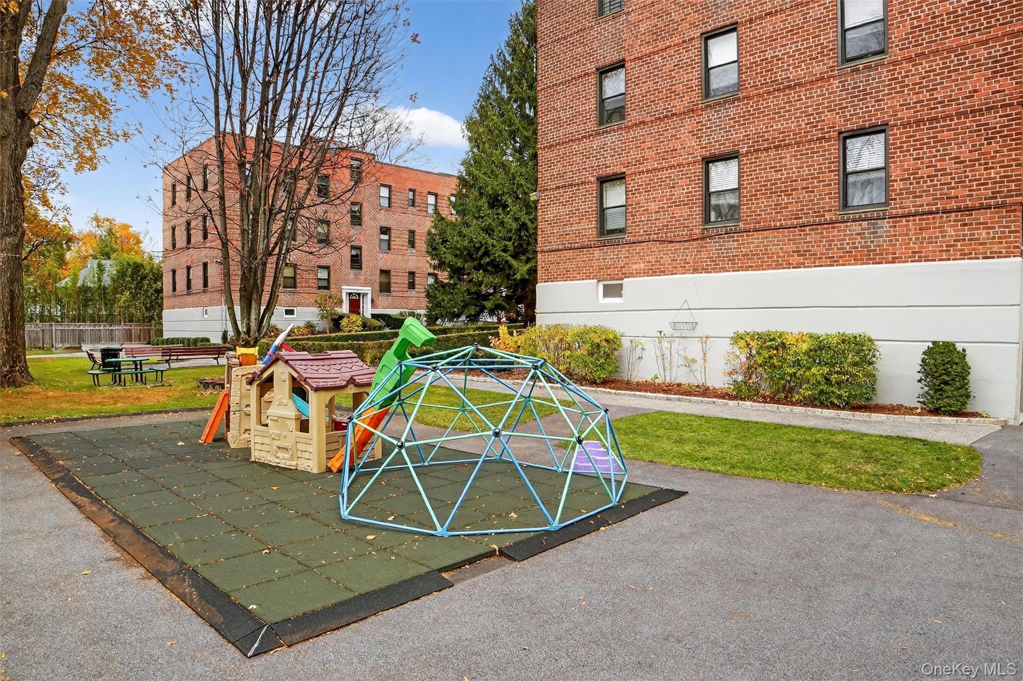 14 S Broadway # 12-1A, Irvington, NY 10533