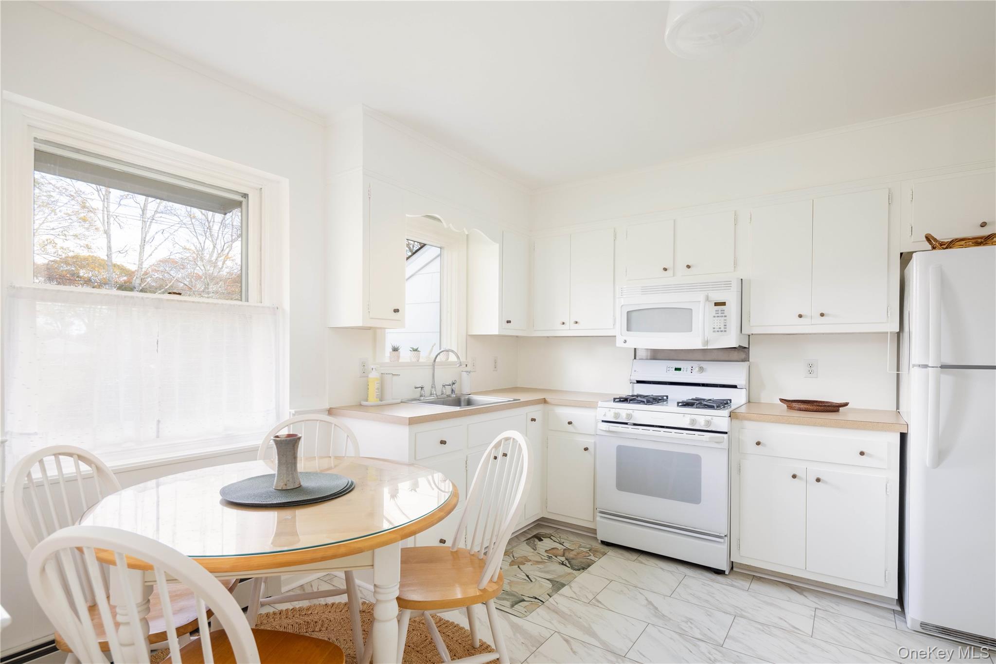 920 Pine Neck Road, Southold, NY 11971