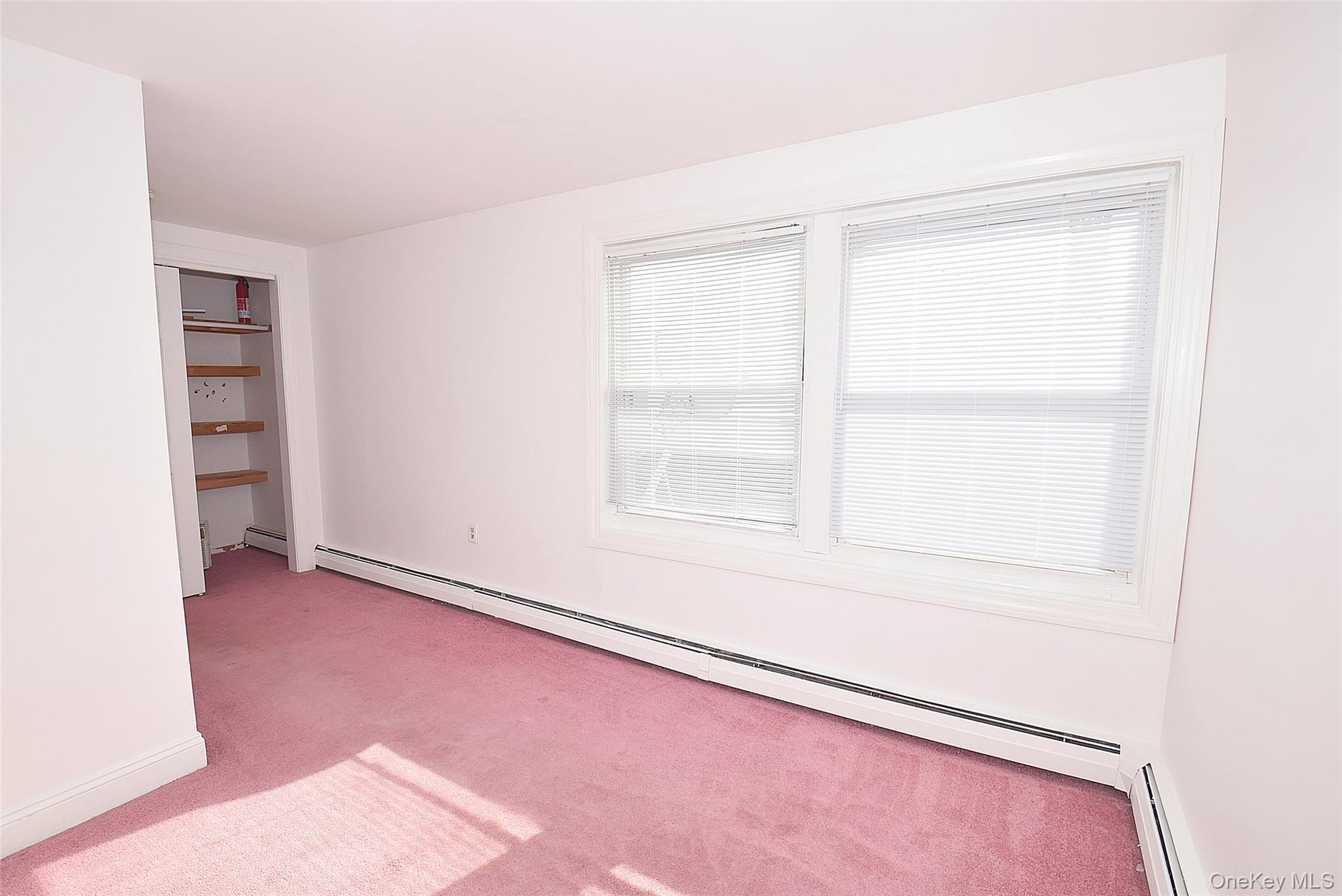 87 Parkside Drive N, Levittown, NY 11756