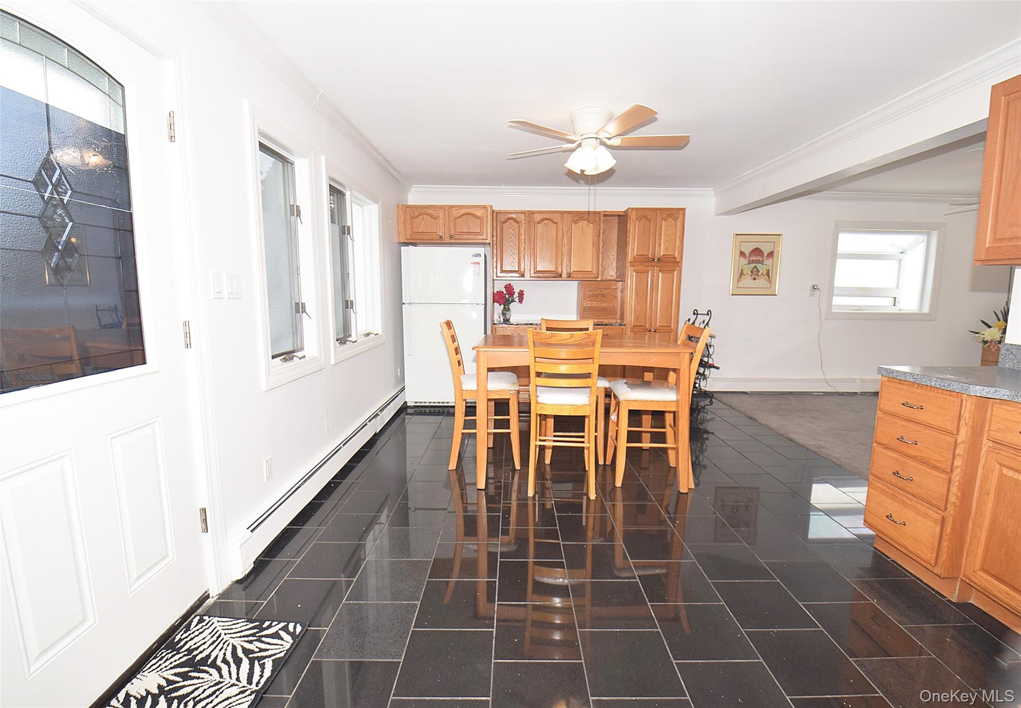 87 Parkside Drive N, Levittown, NY 11756