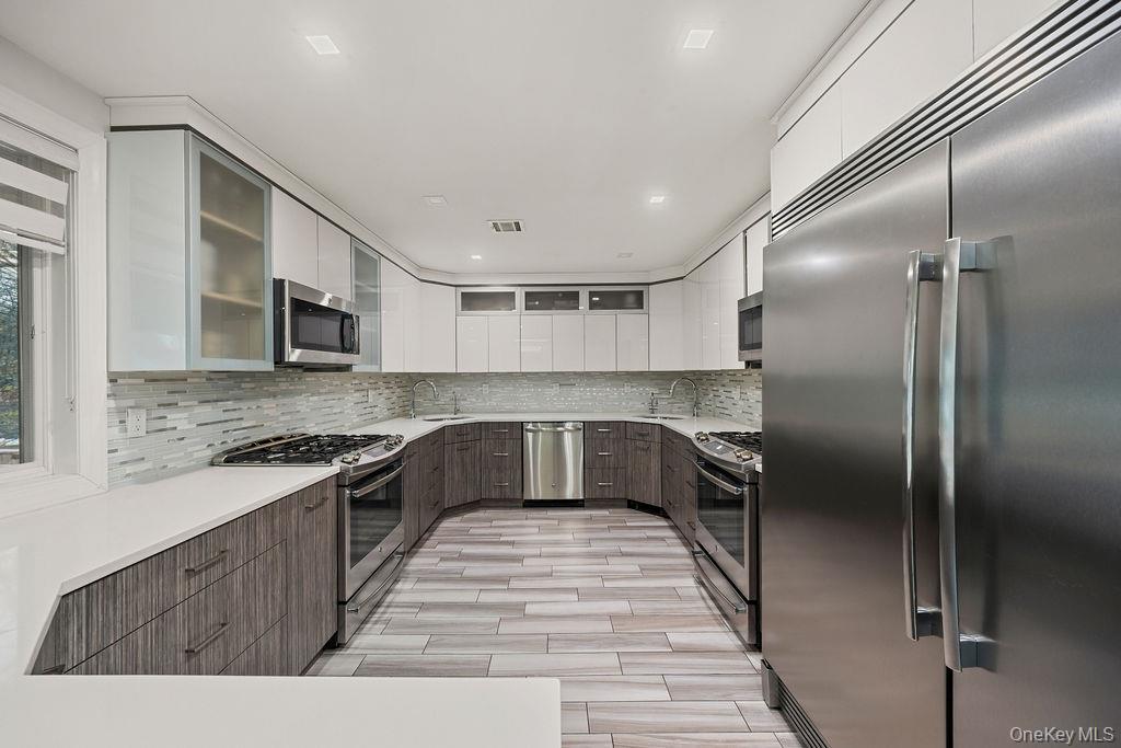 104 W Maple Avenue, Monsey, NY 10952