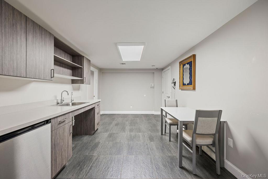 104 W Maple Avenue, Monsey, NY 10952