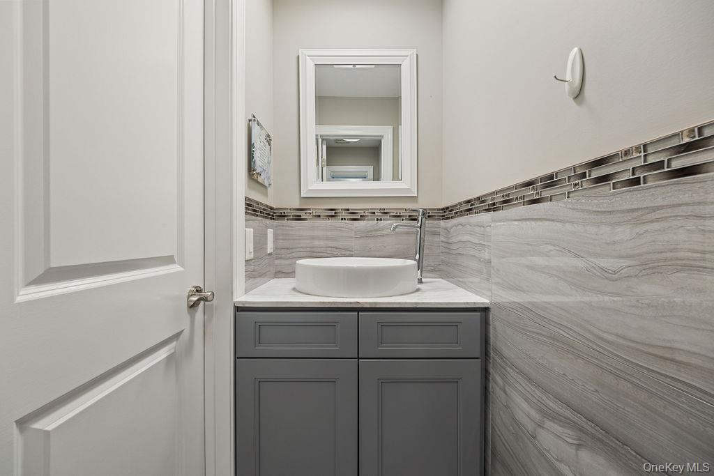 104 W Maple Avenue, Monsey, NY 10952