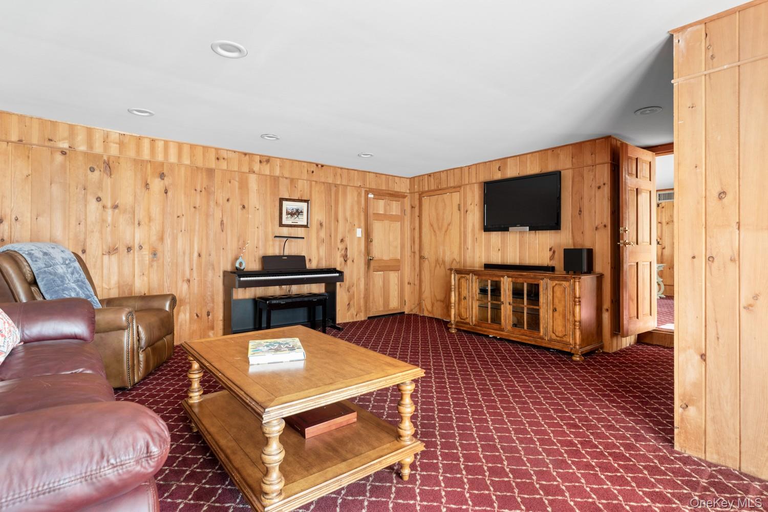 67 Bay Drive, Massapequa, NY 11758