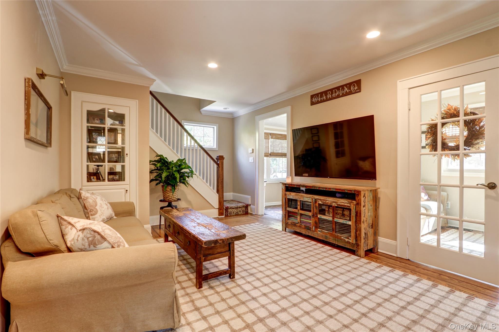 45 Woodland Avenue, Rockville Centre, NY 11570