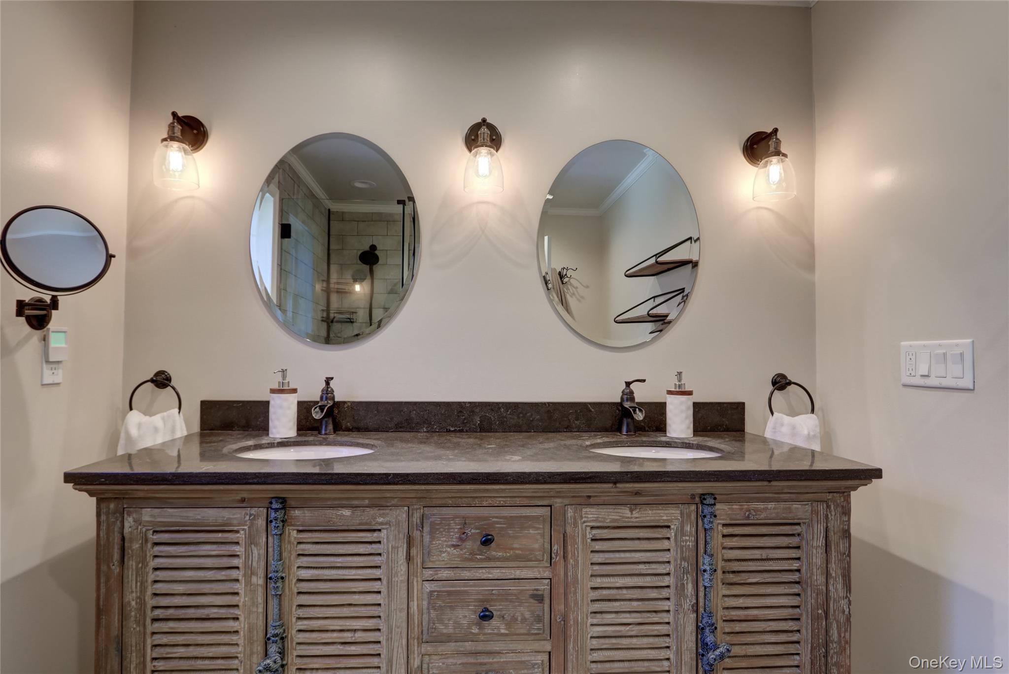 45 Woodland Avenue, Rockville Centre, NY 11570