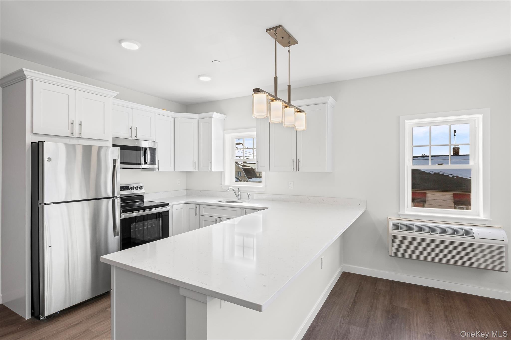 227 4th Avenue # 308G, Bay Shore, NY 11706