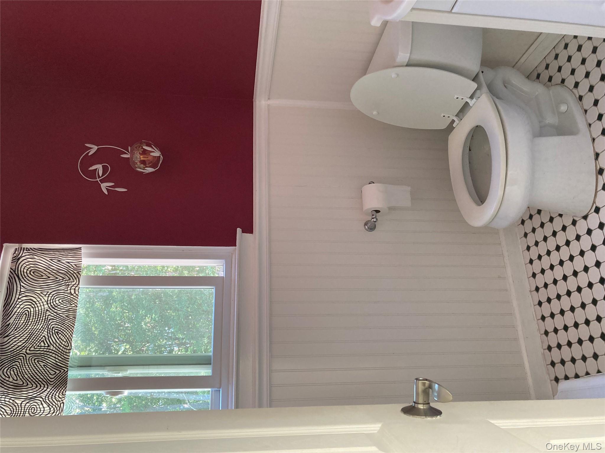 5 Carry Court, South Setauket, NY 11720