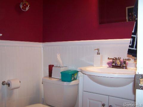 5 Carry Court, South Setauket, NY 11720