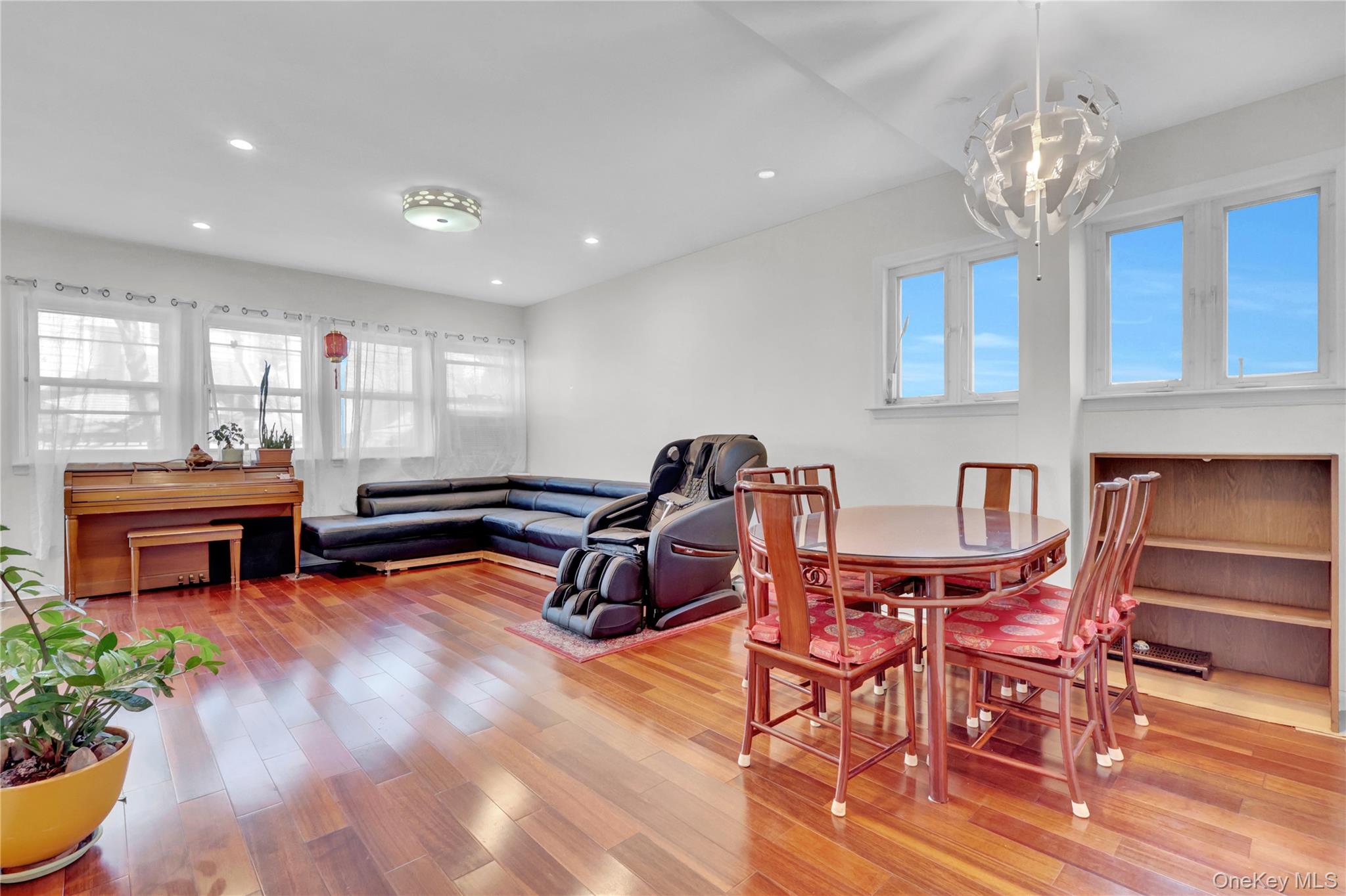 83-27 Commonwealth Boulevard, Bellerose, NY 11426