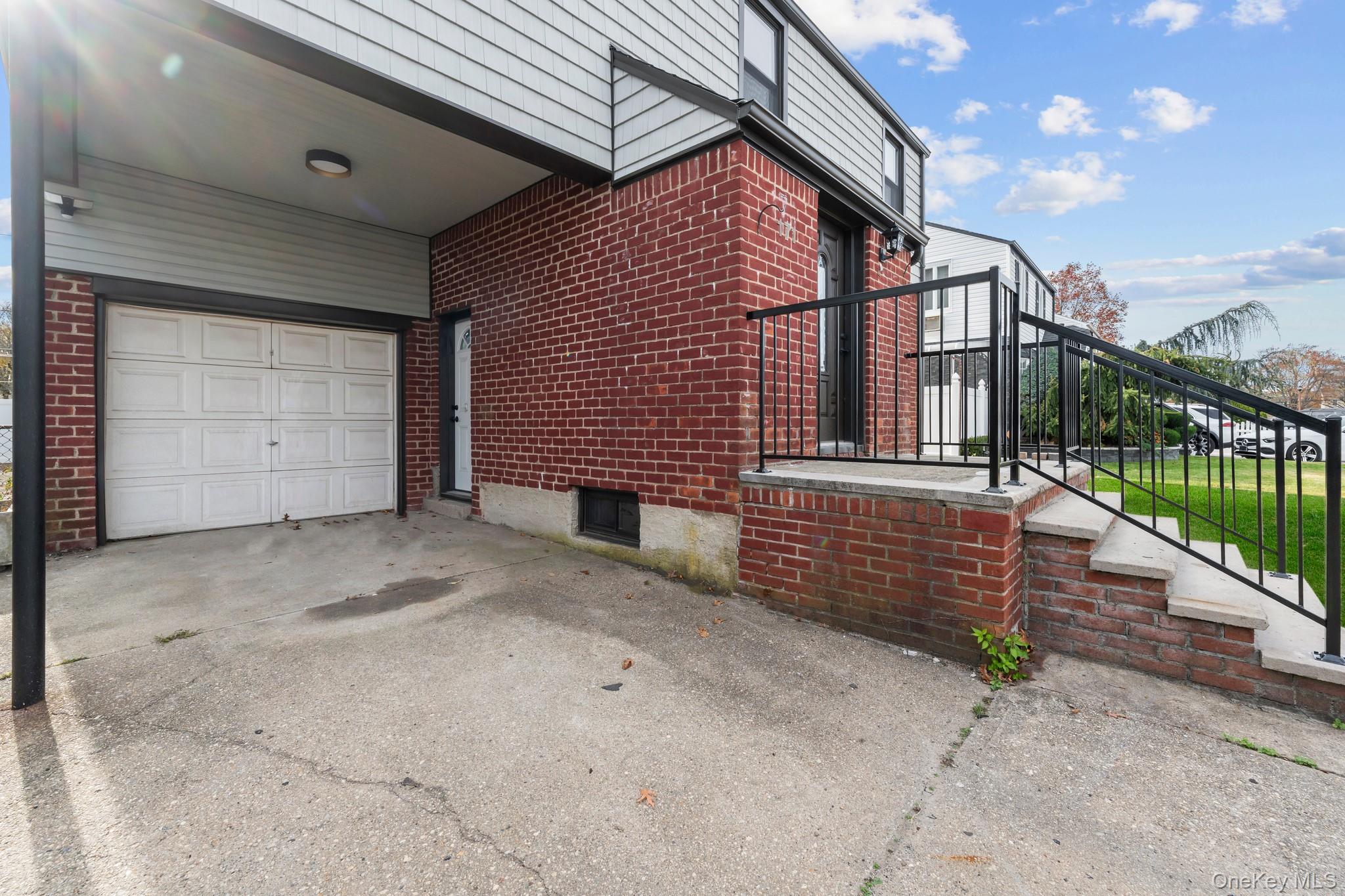 171 Fallon Avenue, Elmont, NY 11003