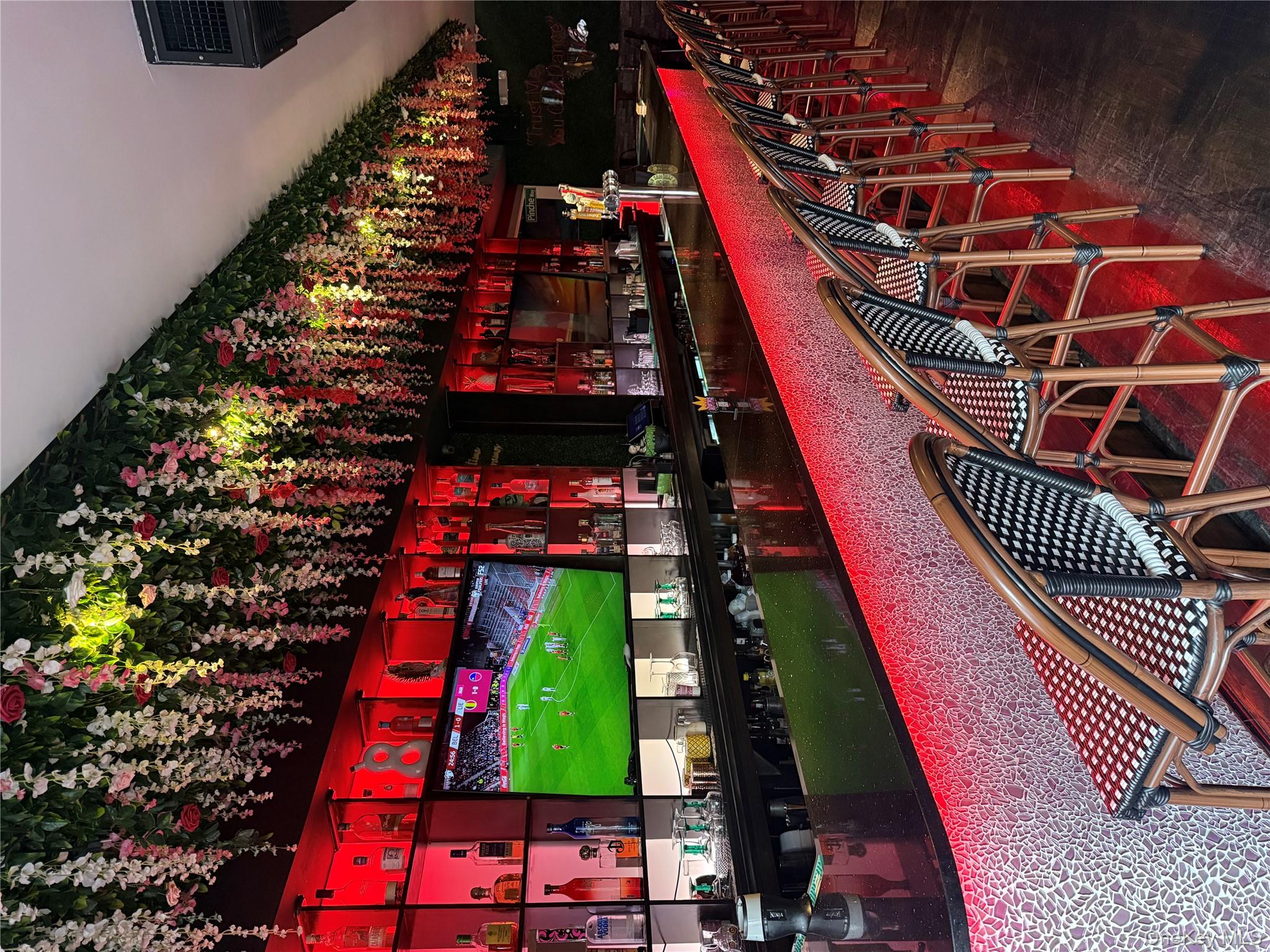 2715 Hempstead Turnpike, Levittown, NY 11756