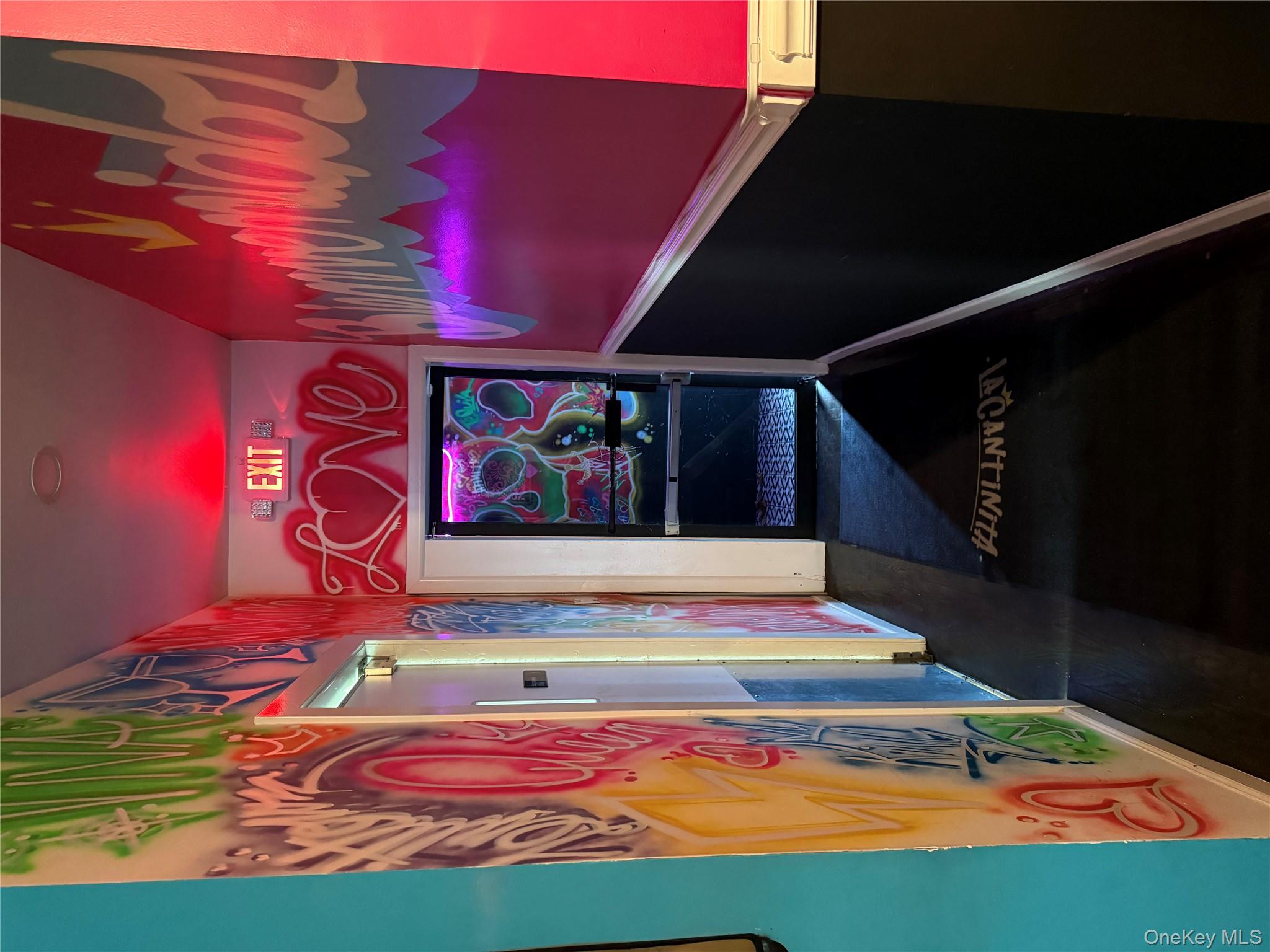 2715 Hempstead Turnpike, Levittown, NY 11756