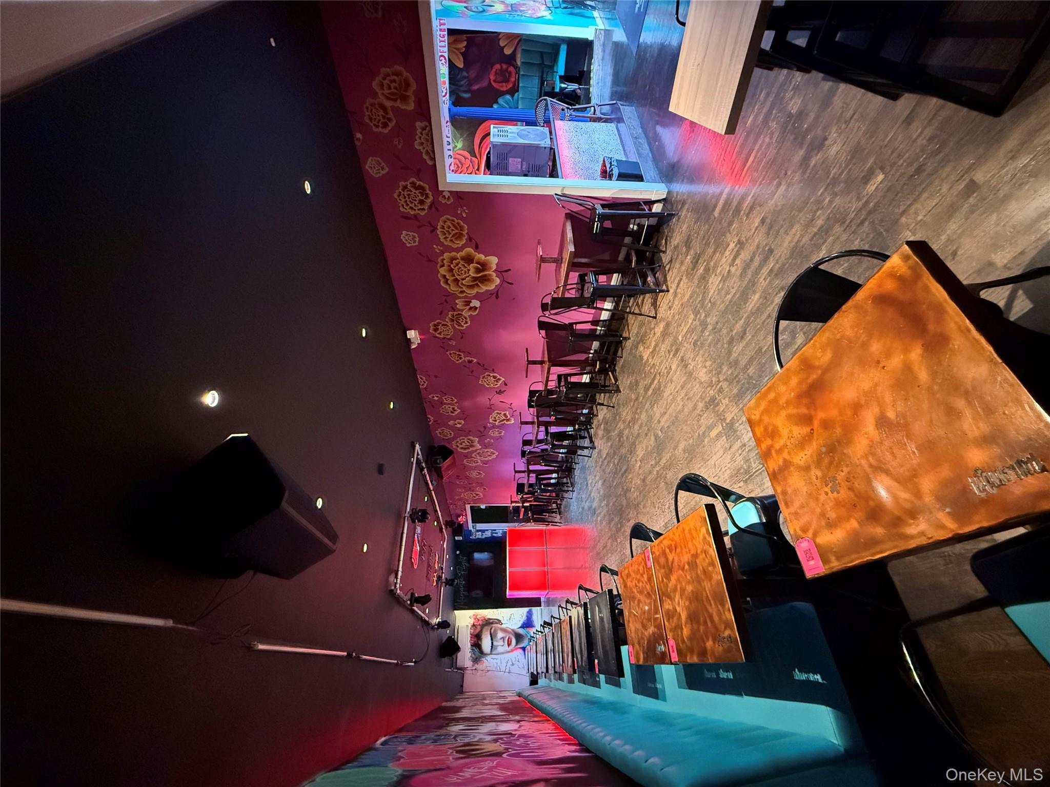 2715 Hempstead Turnpike, Levittown, NY 11756