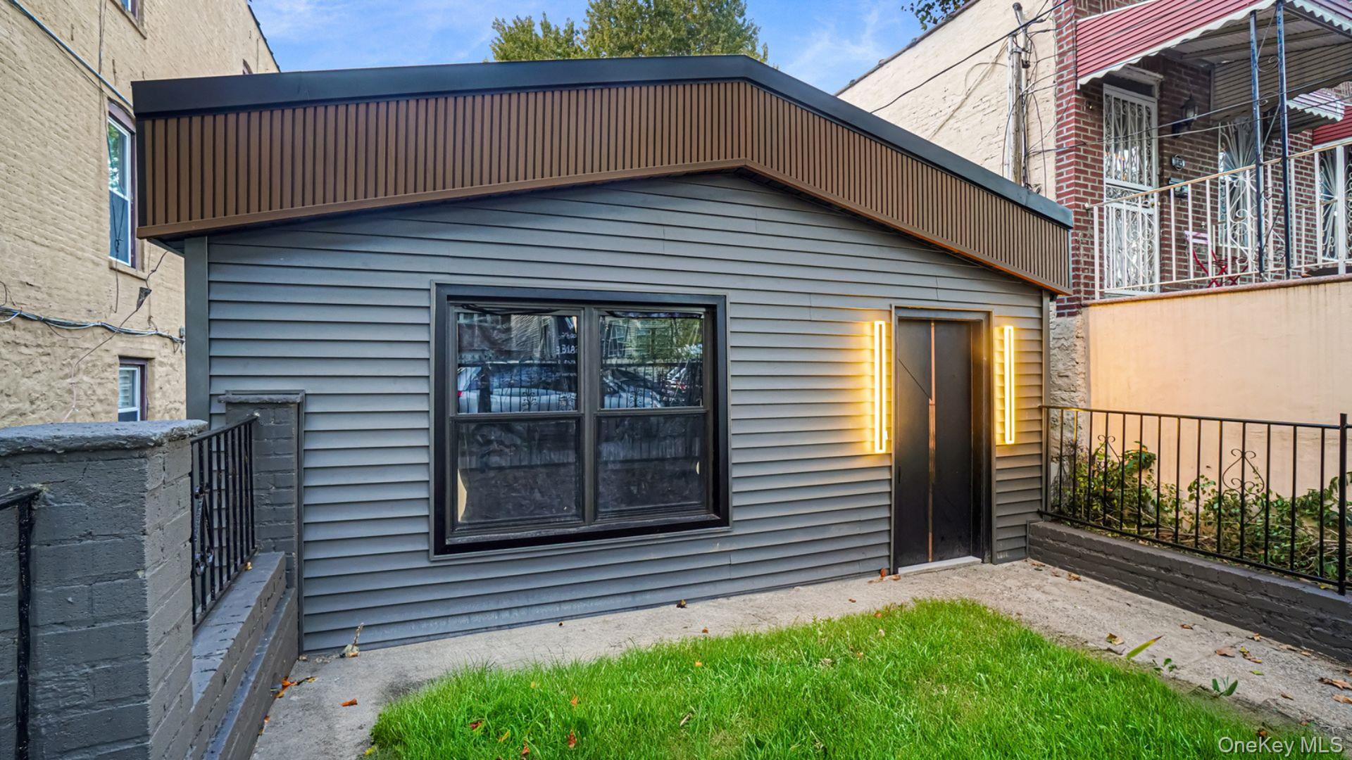 1143 E 224th Street, Bronx, NY 10466