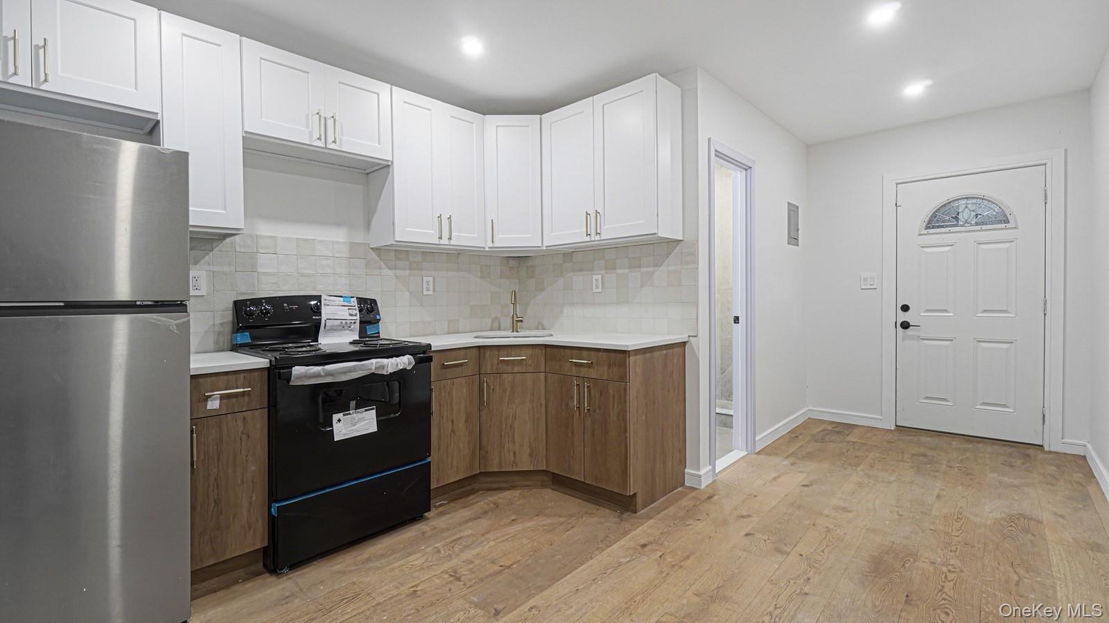 1143 E 224th Street, Bronx, NY 10466