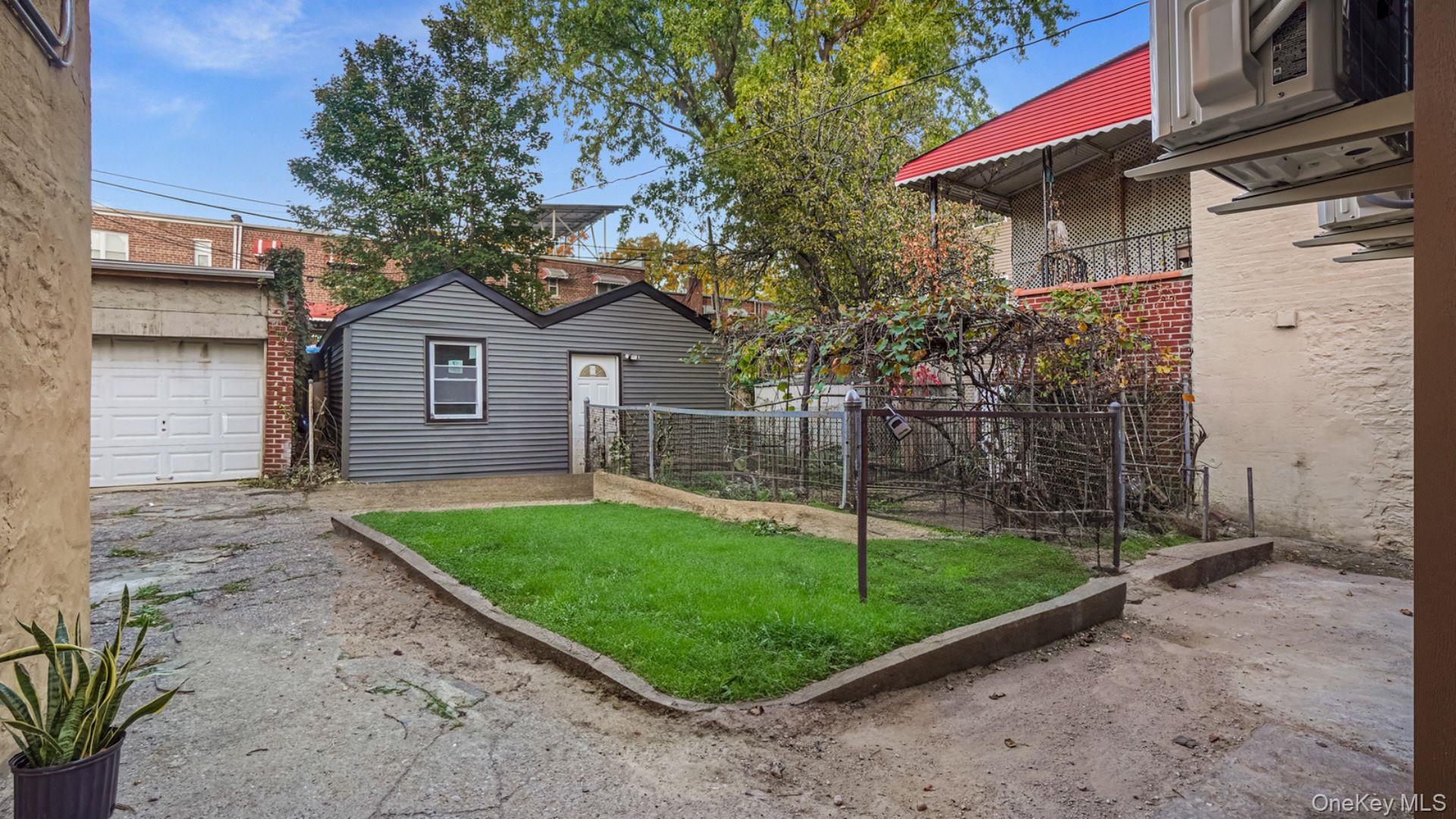 1143 E 224th Street, Bronx, NY 10466