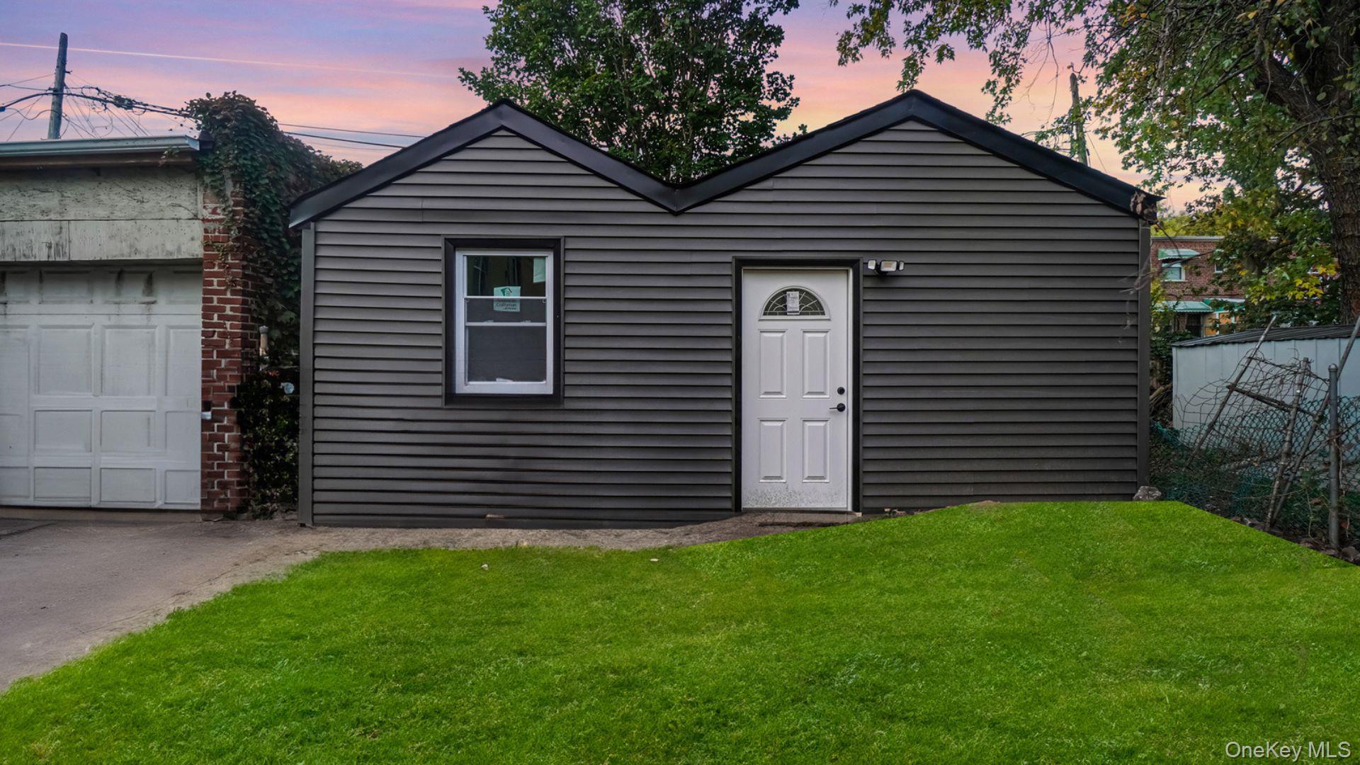 1143 E 224th Street, Bronx, NY 10466