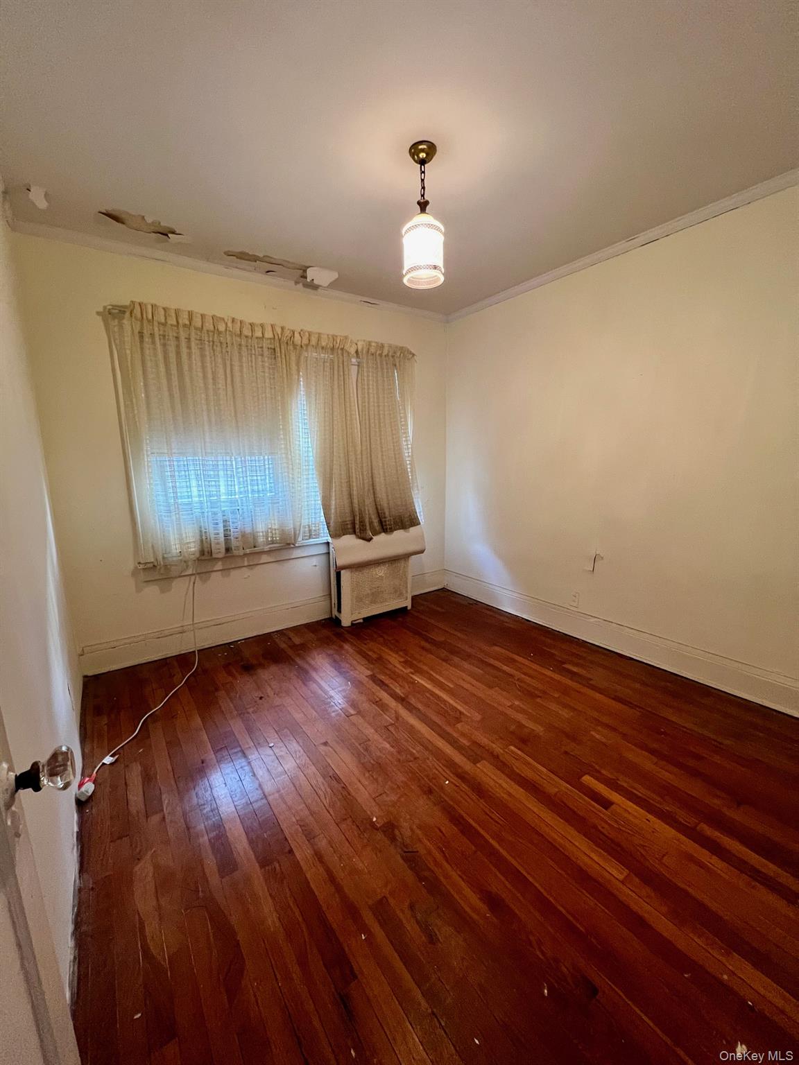 224 Beach 141st Street, Belle Harbor, NY 11694