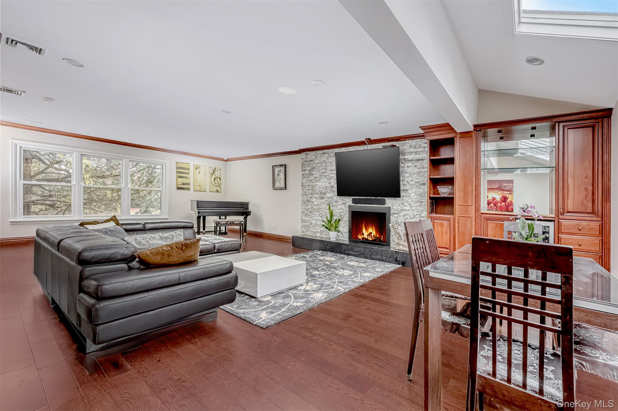 20 Lafayette Drive, New City, NY 10956