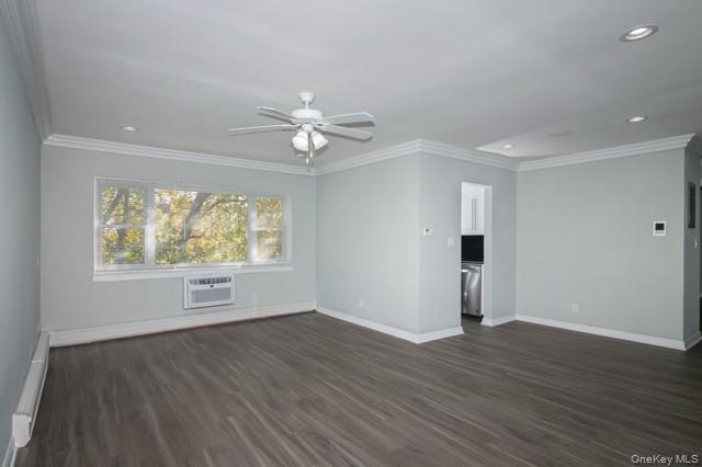 92 South Clinton Avenue # 5B, Bay Shore, NY 11706