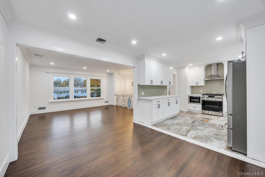 331 Gillette Street, Dix Hills, NY 11746