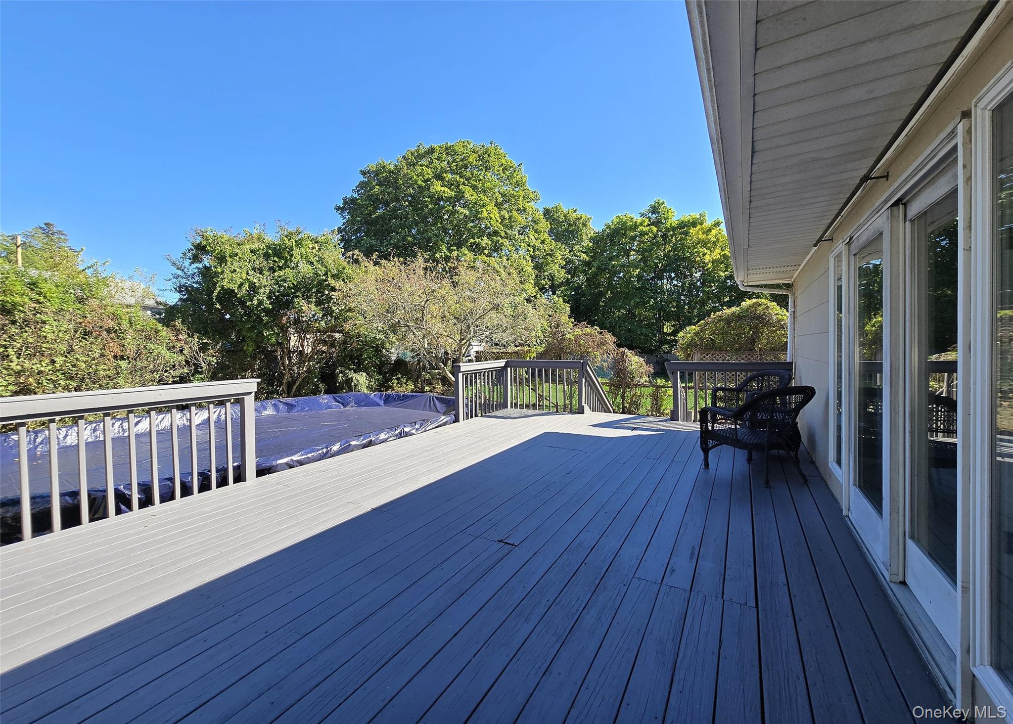 39 Anna Street, Bay Shore, NY 11706