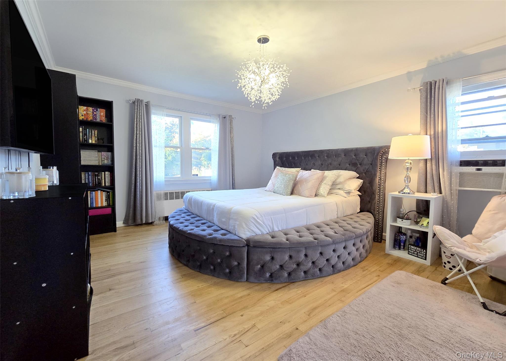 39 Anna Street, Bay Shore, NY 11706