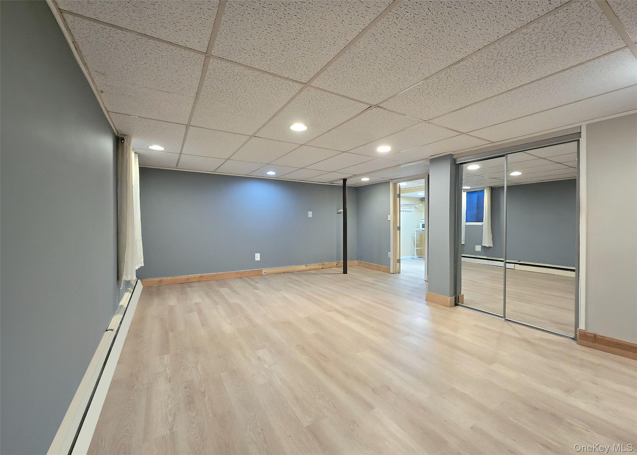 39 Anna Street, Bay Shore, NY 11706