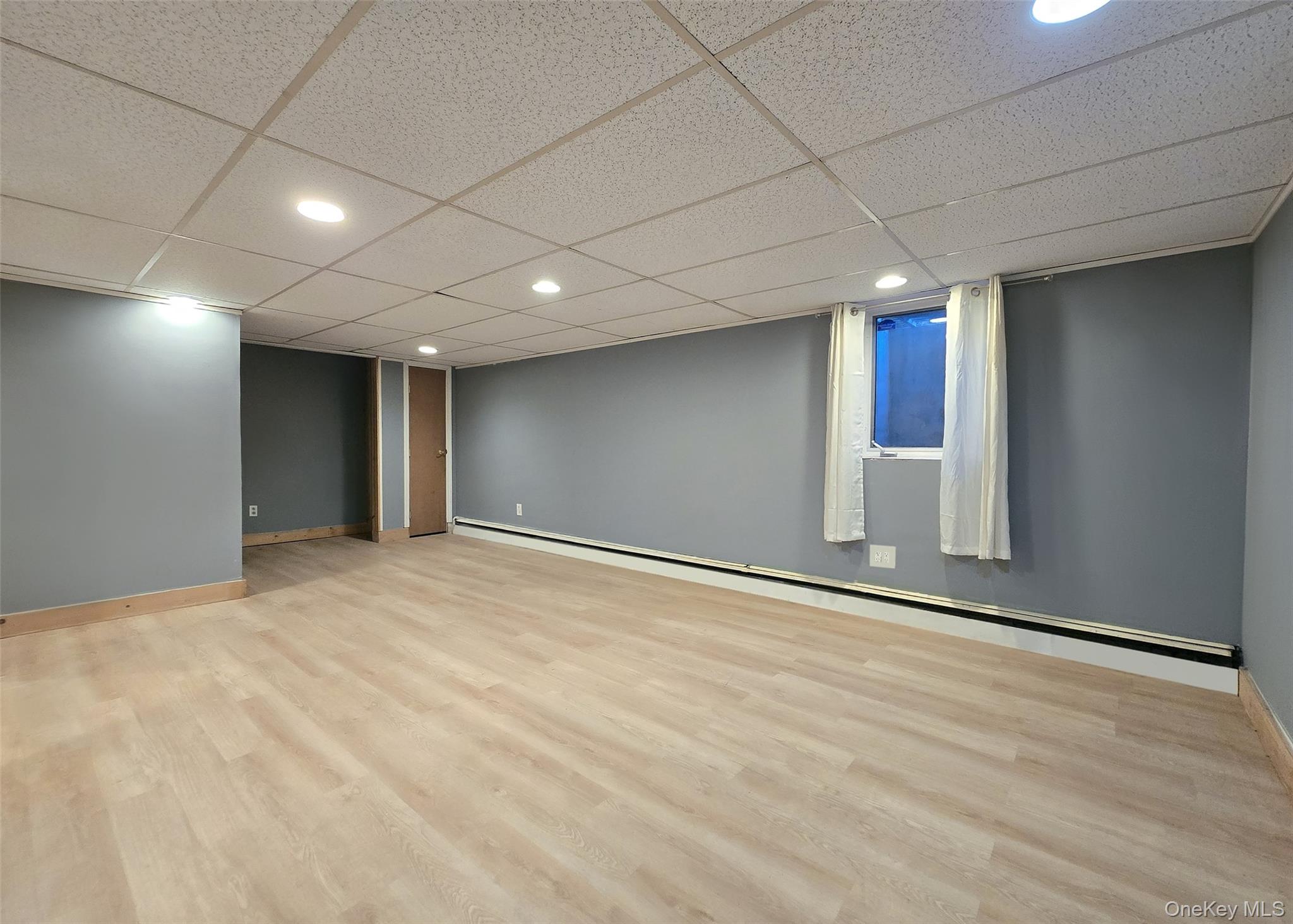 39 Anna Street, Bay Shore, NY 11706