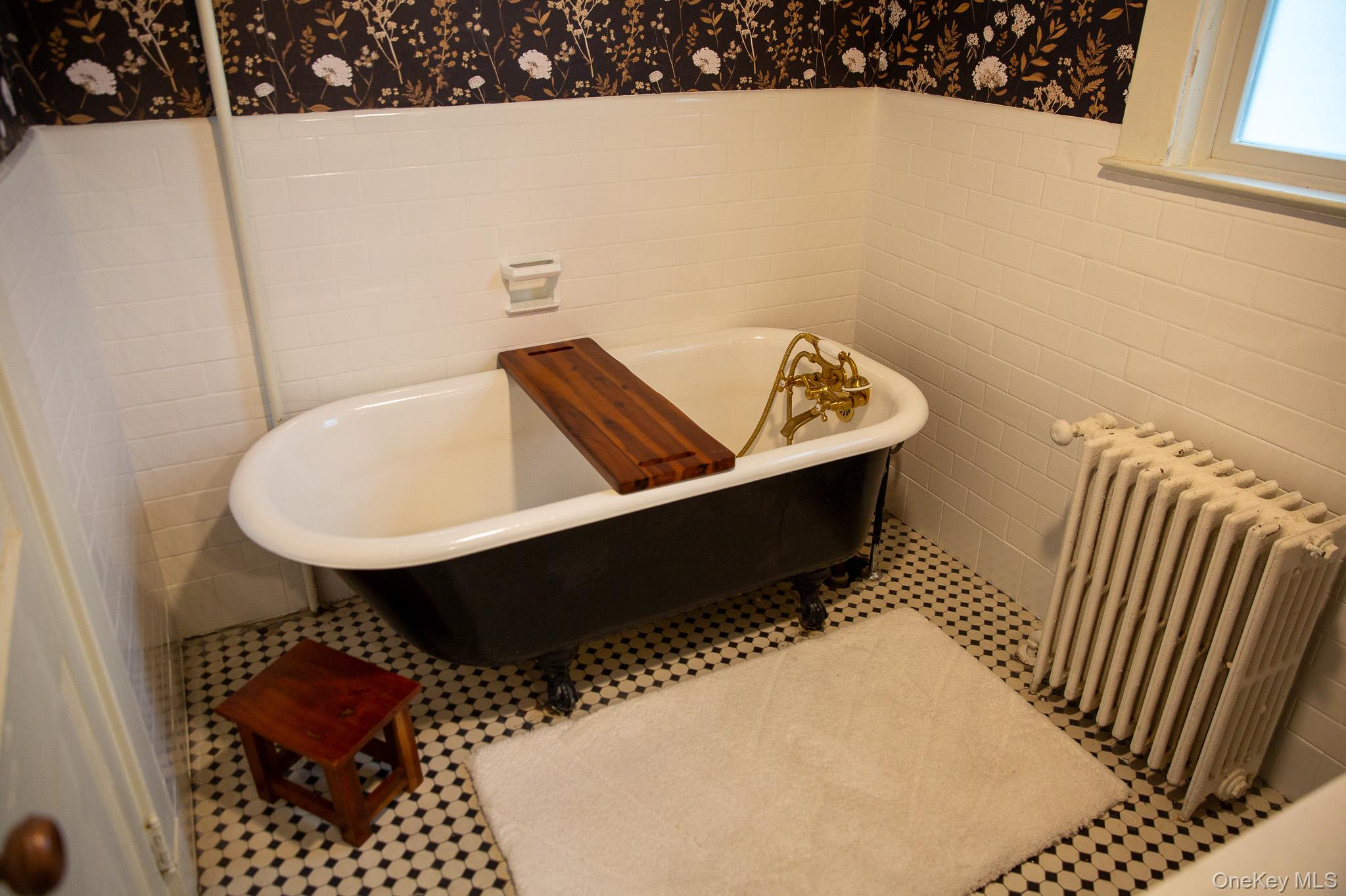 3 Carman Street, Patchogue, NY 11772